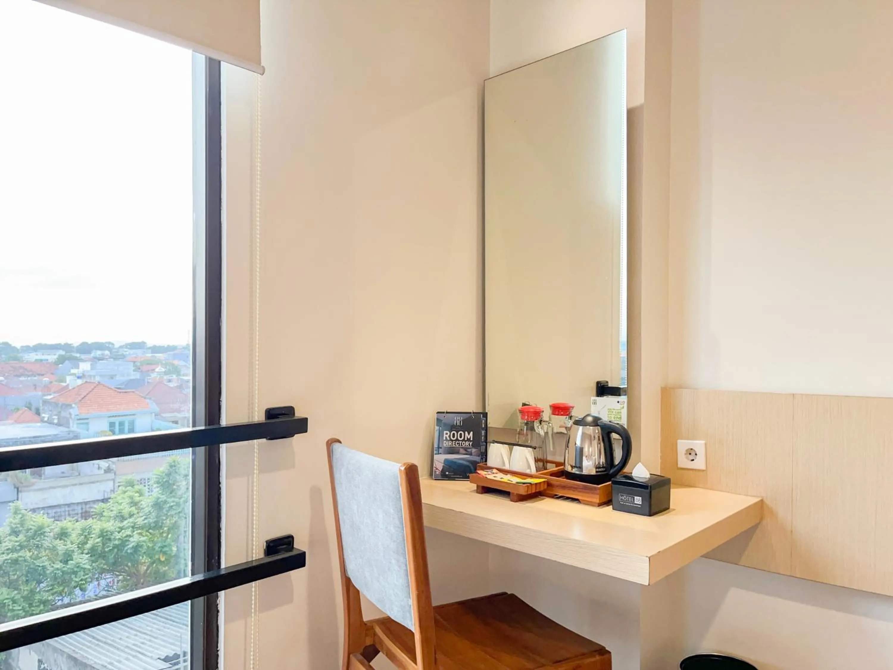 Hotel 88 Embong Malang Tunjungan Surabaya by WH - Breakfast with The Best View on The Highest Floor and Strategic Location in The City Center