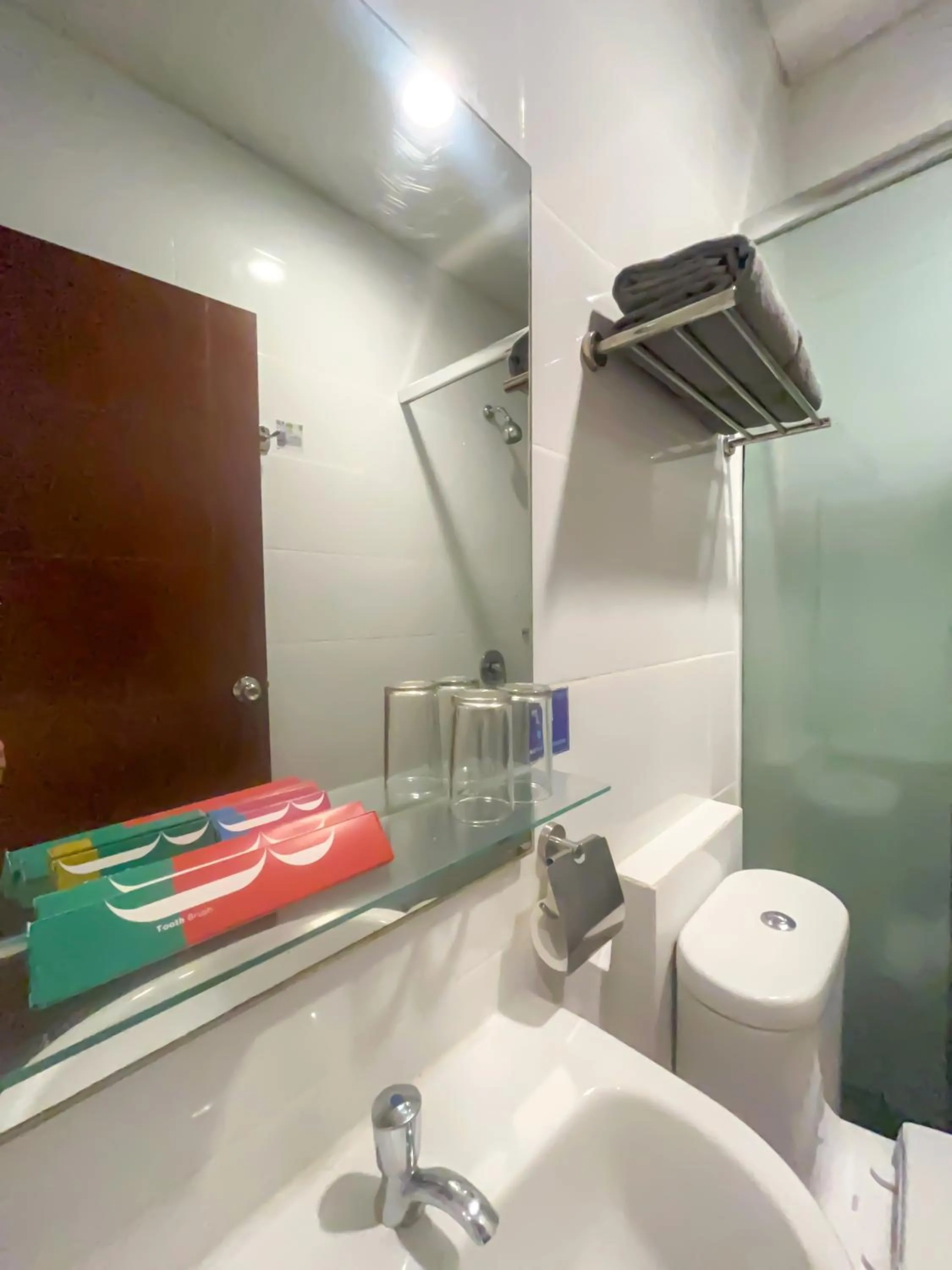 Hotel 88 Embong Malang Tunjungan Surabaya by WH - Breakfast with The Best View on The Highest Floor and Strategic Location in The City Center