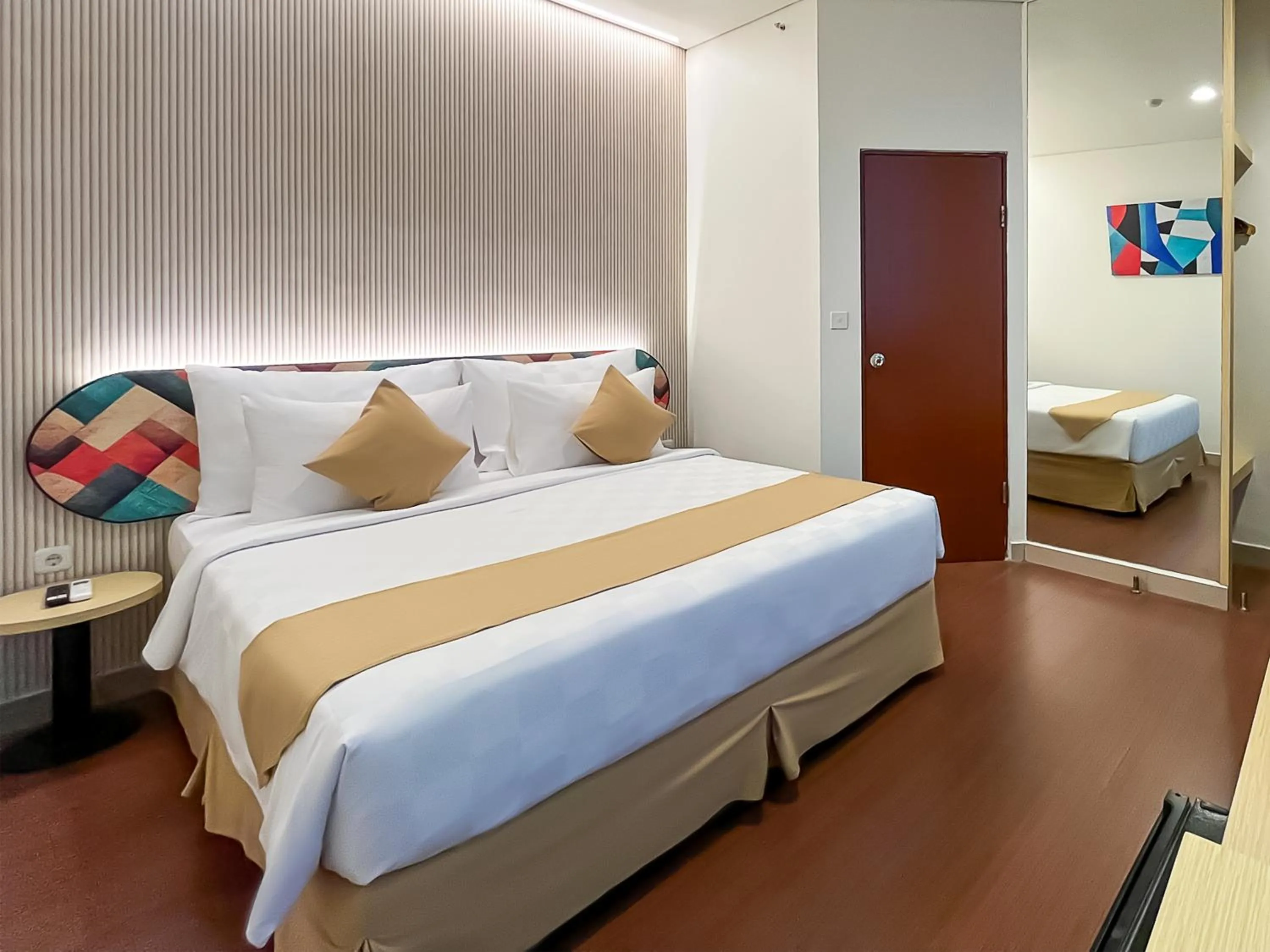 Bedroom, Bed in Hotel 88 Embong Malang Tunjungan Surabaya by WH - Breakfast with The Best View on The Highest Floor and Strategic Location in The City Center