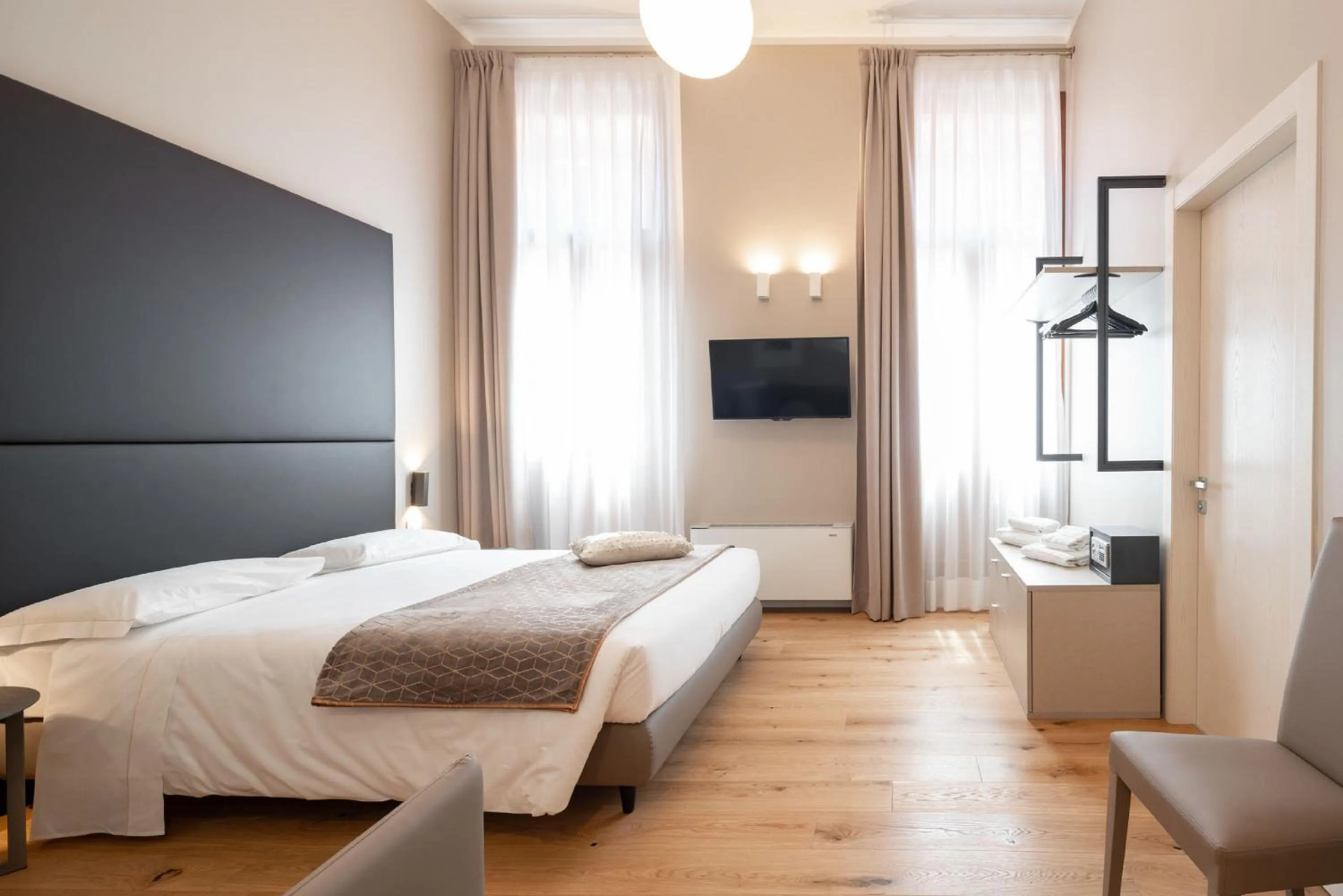 Bedroom, Bed in Hotel Palazzo Martinelli Dolfin