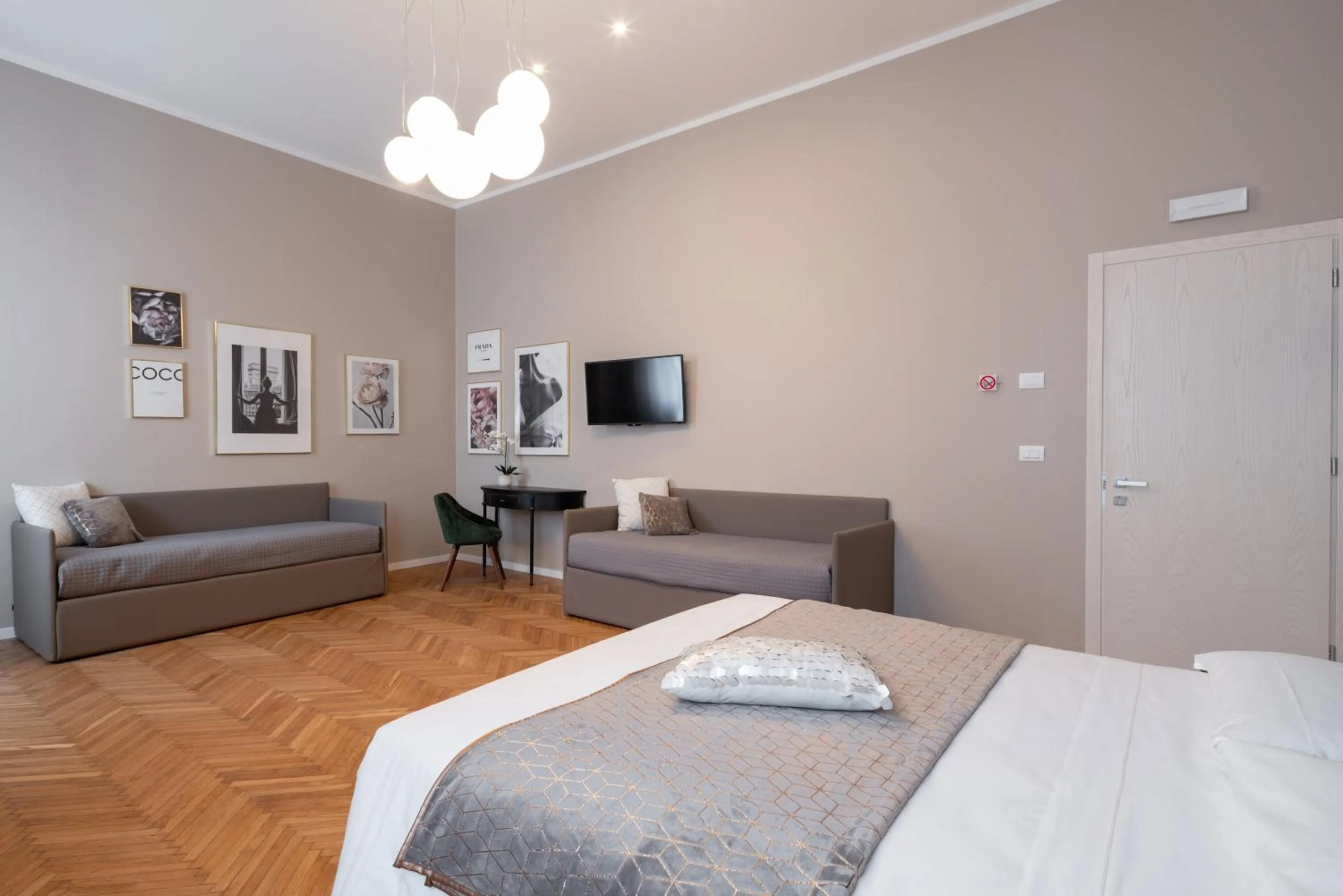 Bedroom, Bed in Hotel Palazzo Martinelli Dolfin