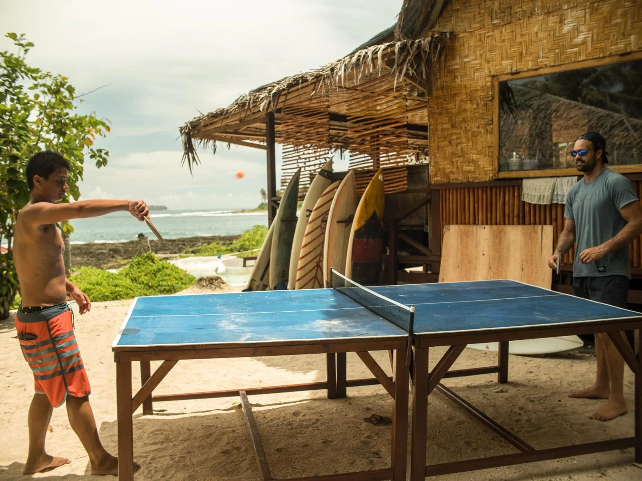 Table tennis in Simeulue Surflodges