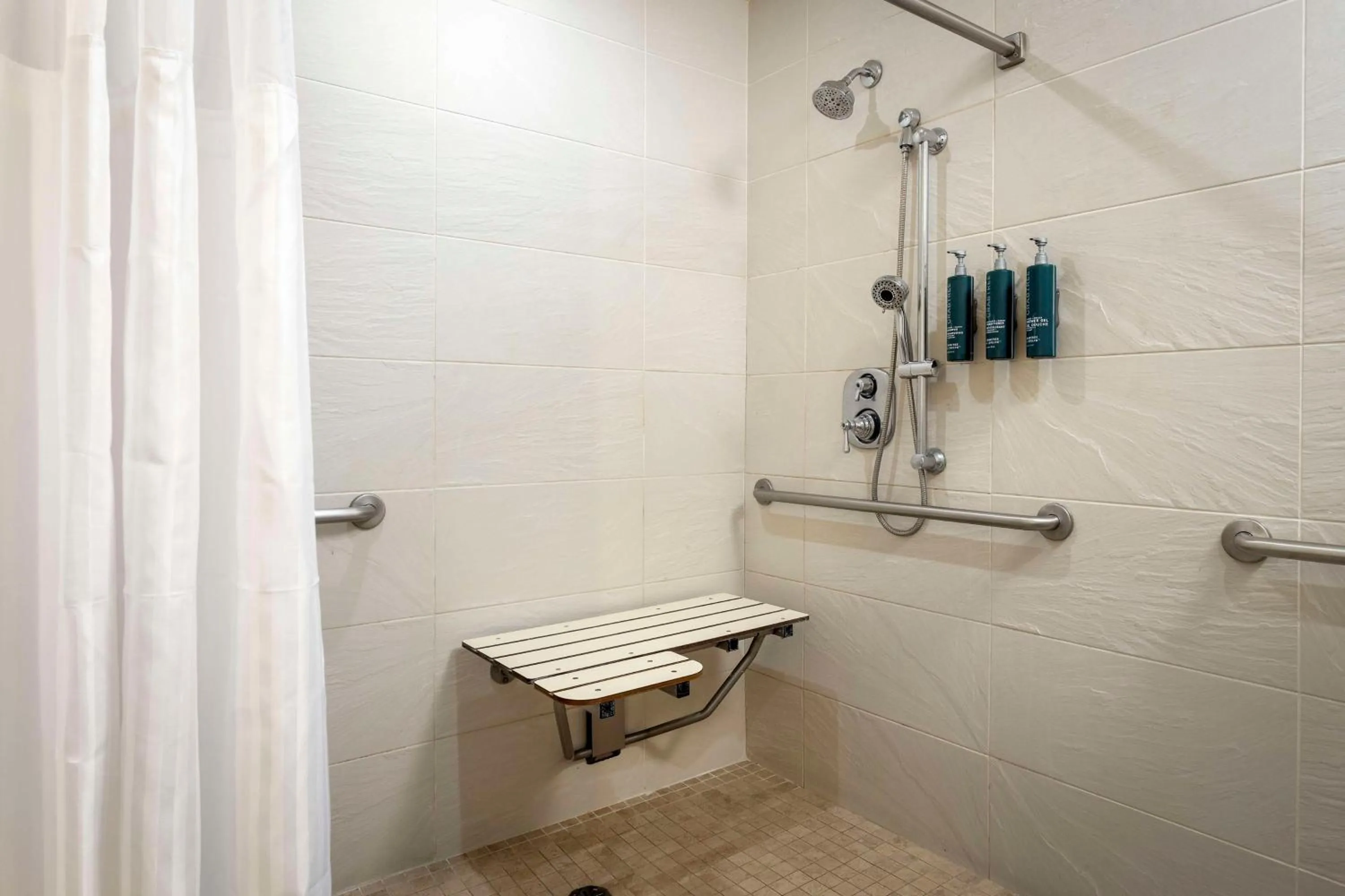 Bathroom in DoubleTree by Hilton San Diego Bayside