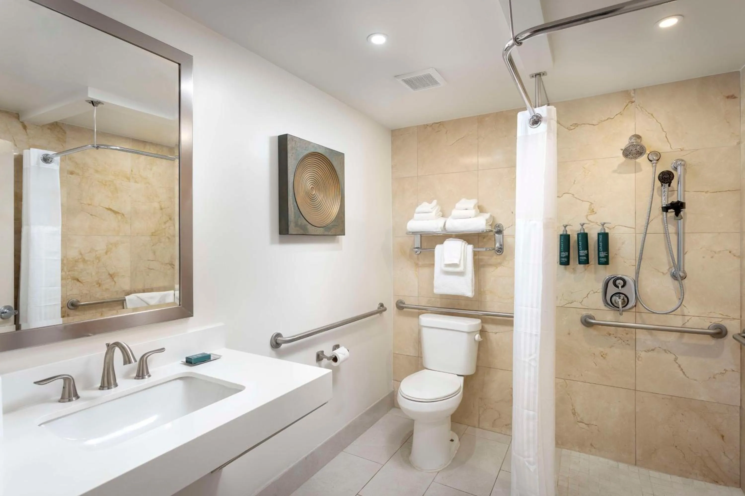 Bathroom in DoubleTree by Hilton San Diego Bayside