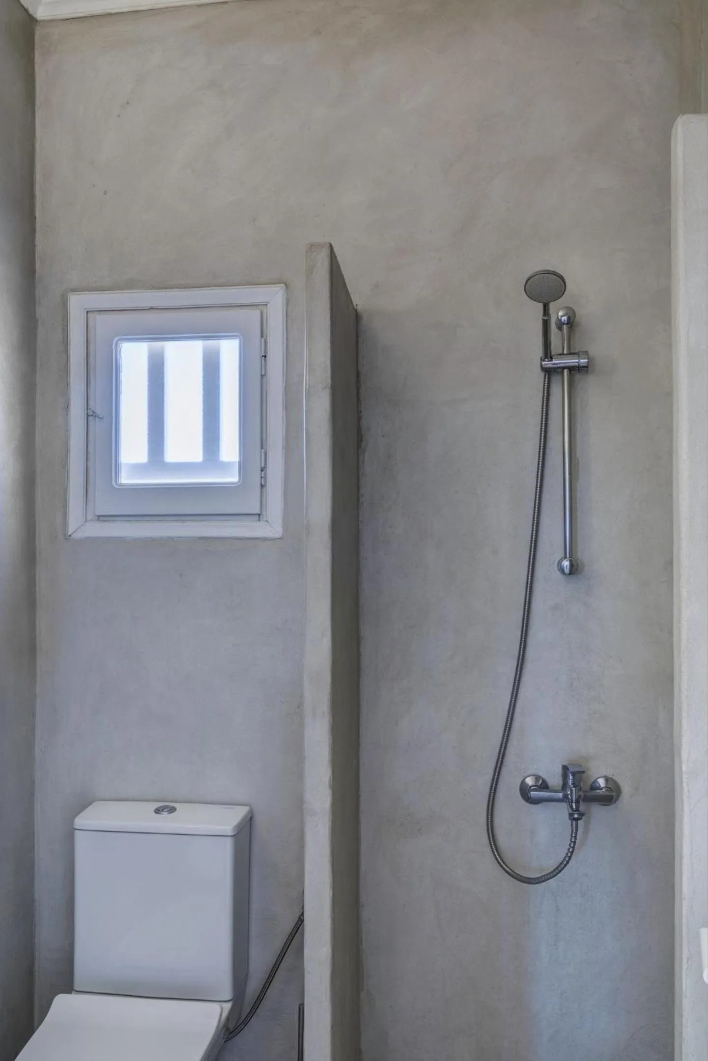 Shower in Thalassa Naxos