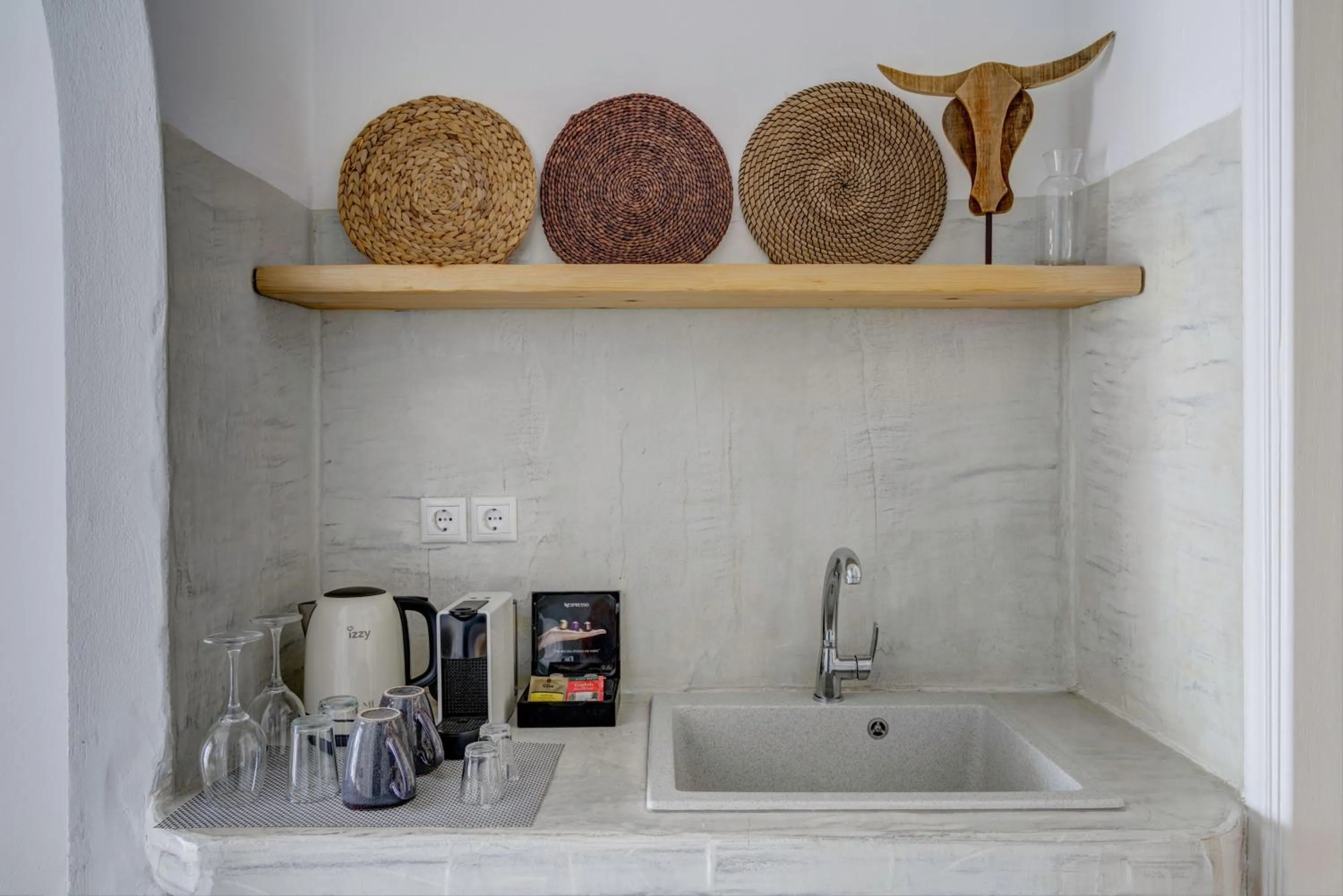 Coffee/tea facilities in Thalassa Naxos