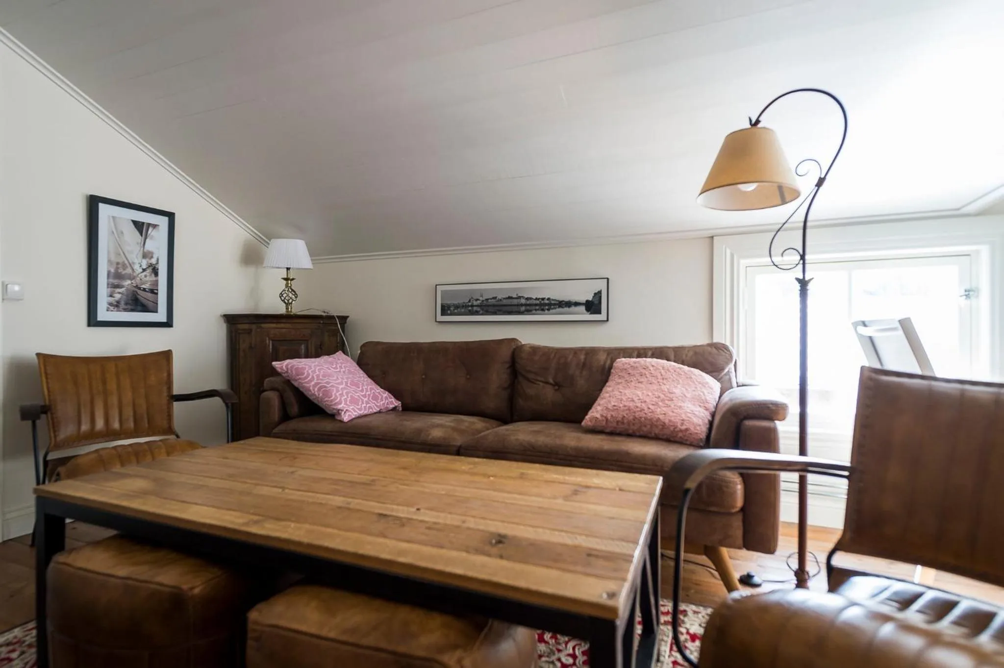 Lounge or bar in AinaBnb - Residence Kappsäcken