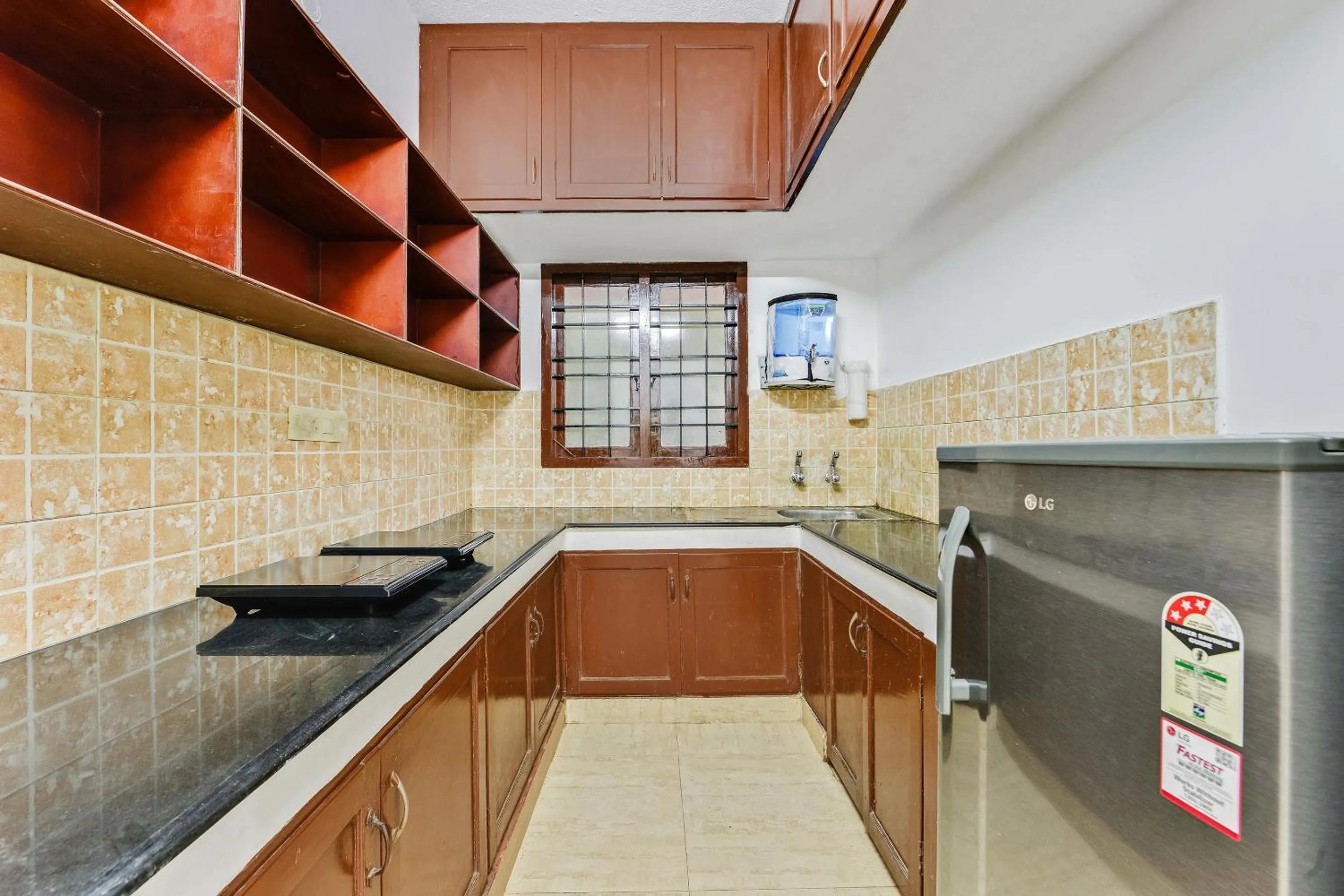 Kitchen or kitchenette in Hotel O G-Cloud