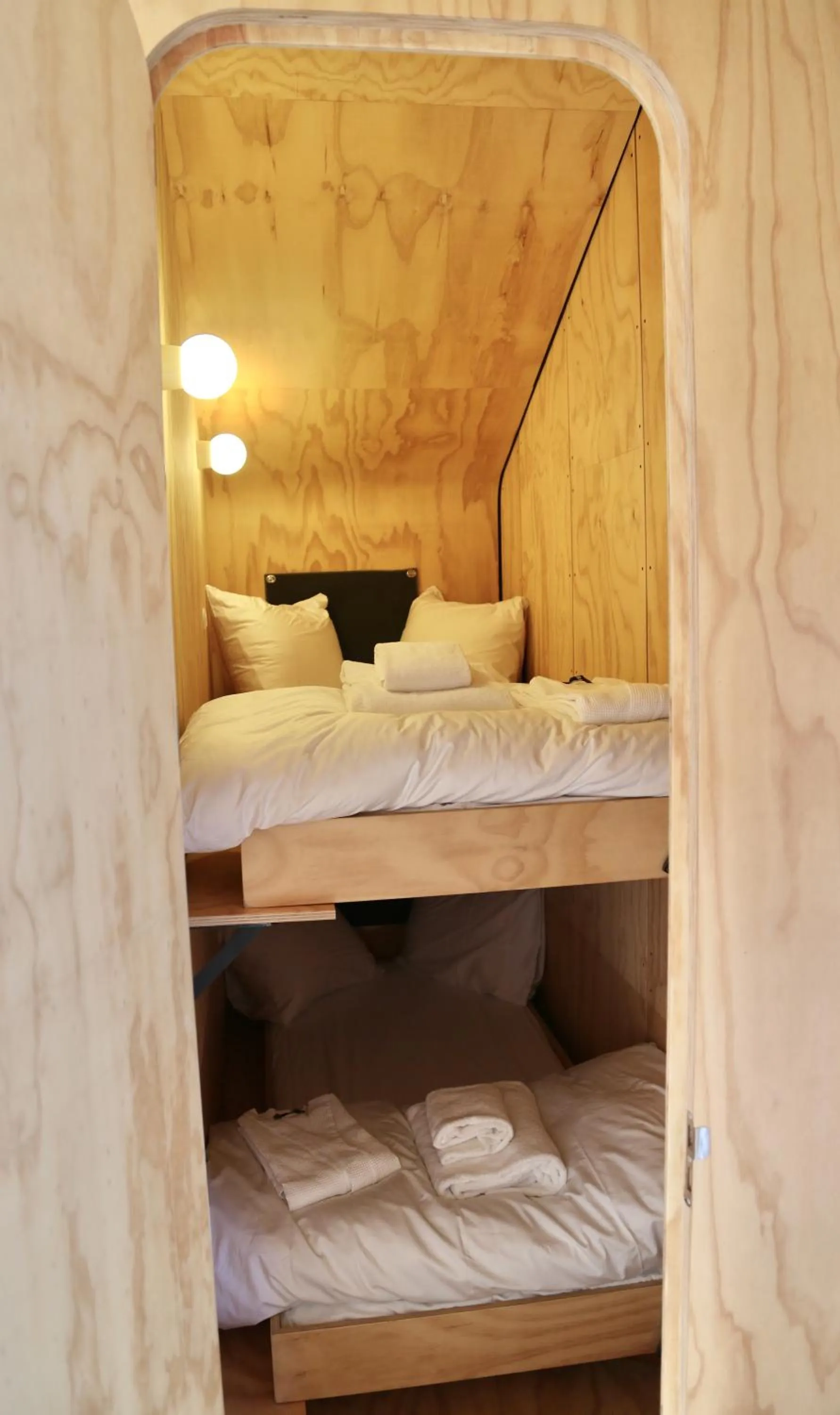Bed in Basecamp Amsterdam