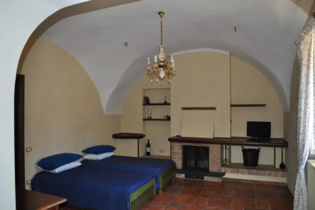 Communal lounge/ TV room in Contrada Vigna