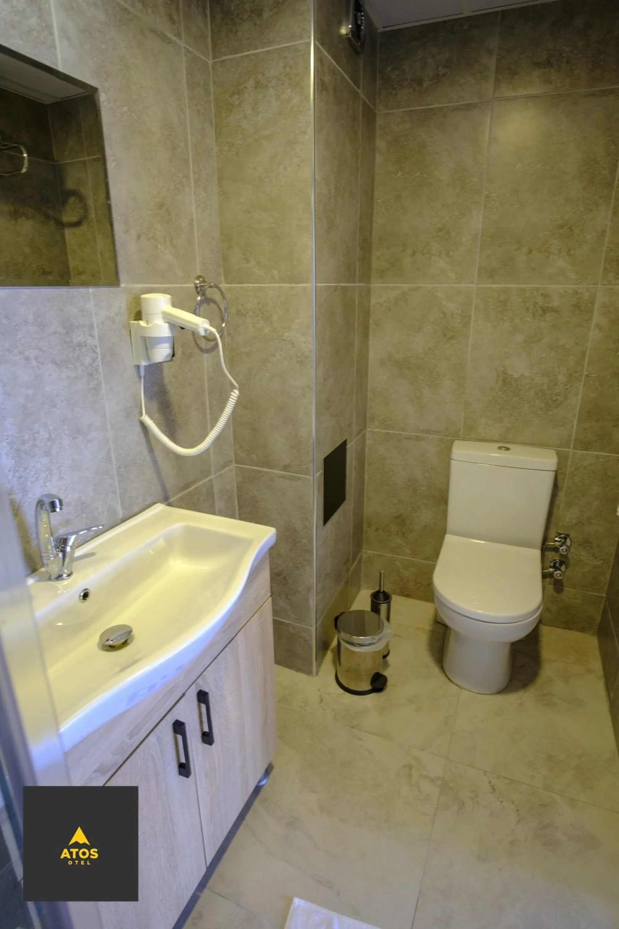Bathroom in Atos Otel