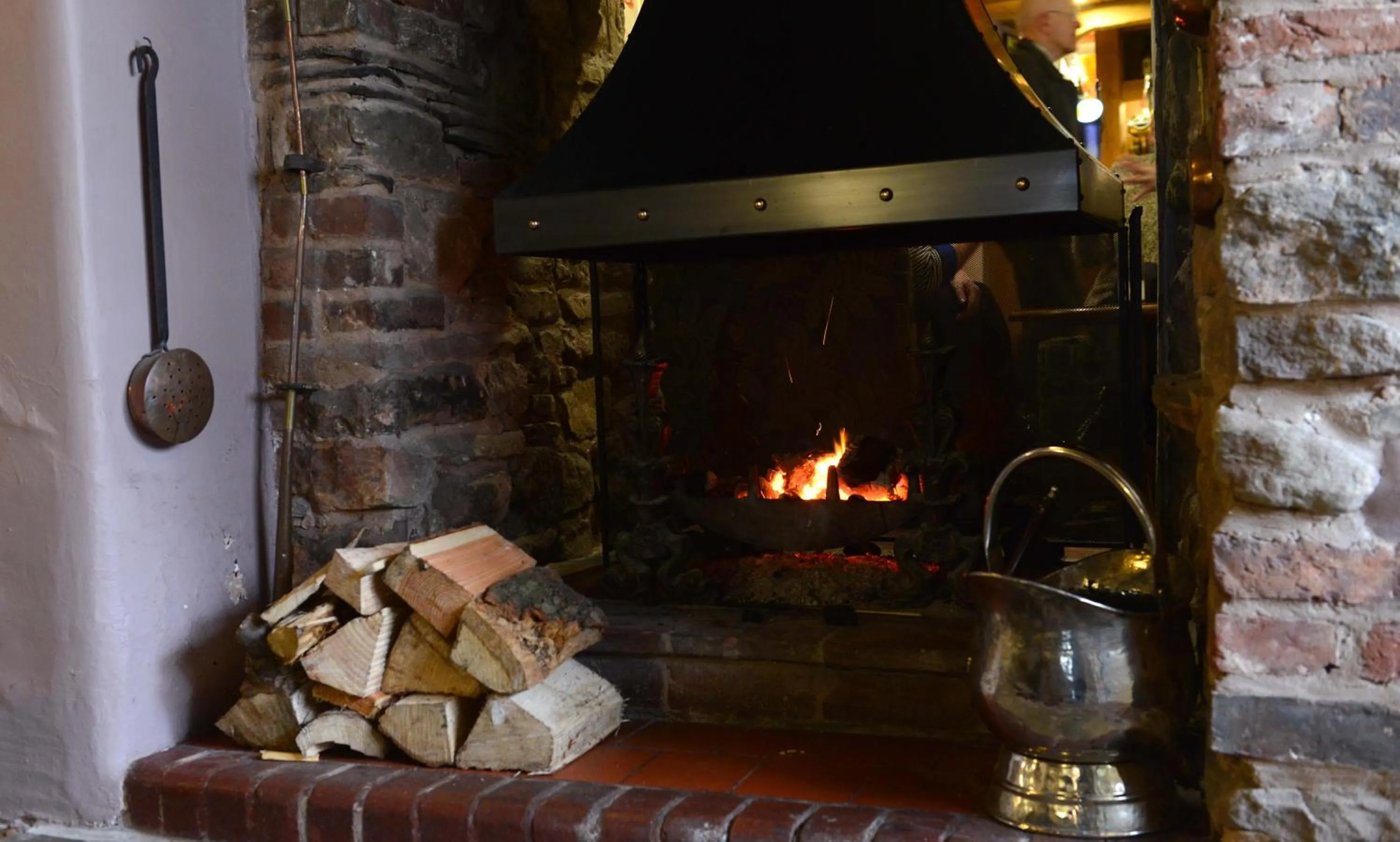 Restaurant/places to eat in The Punch Bowl Inn