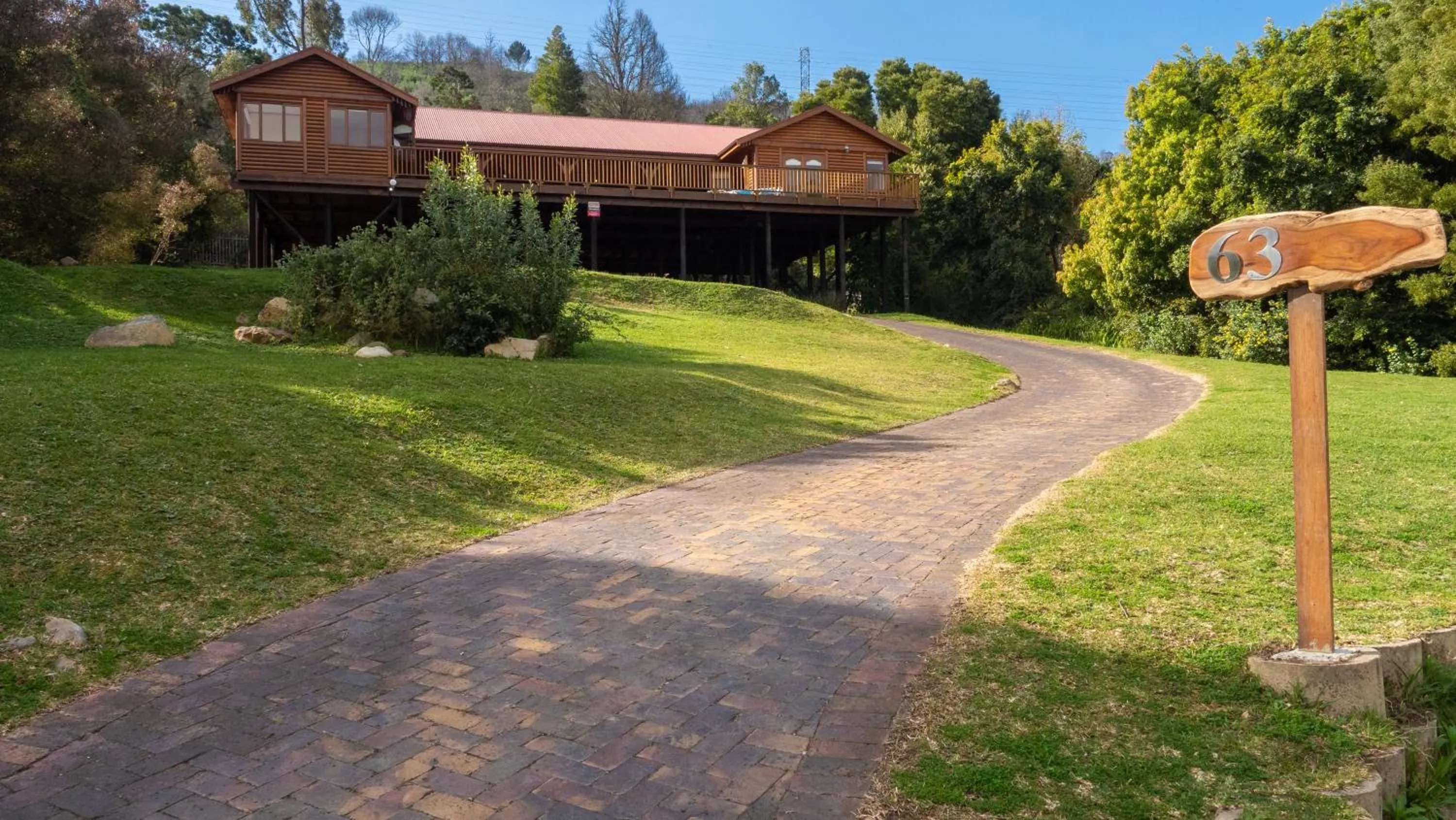 Property building in 63 Milkwood