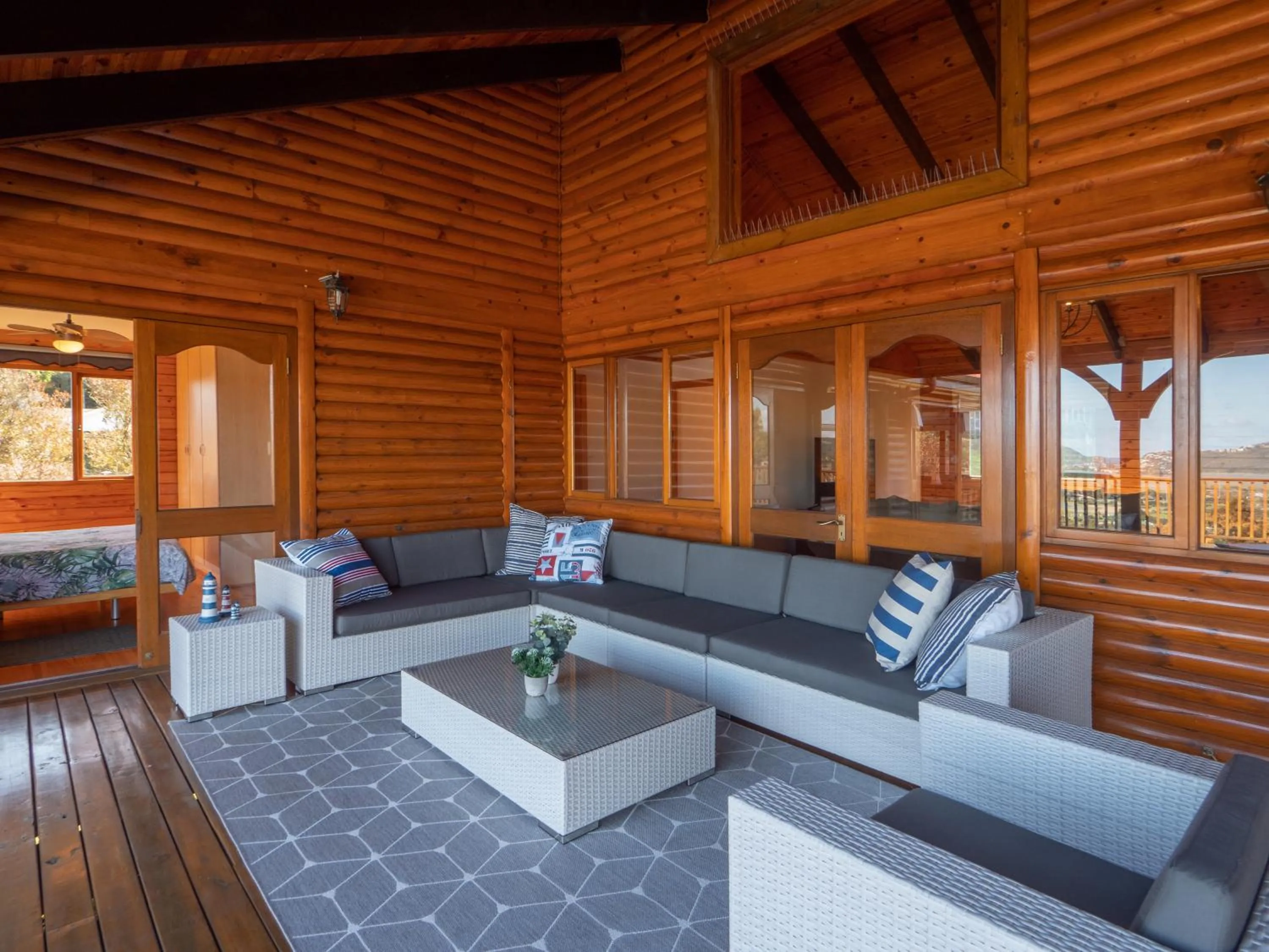 Patio in 63 Milkwood