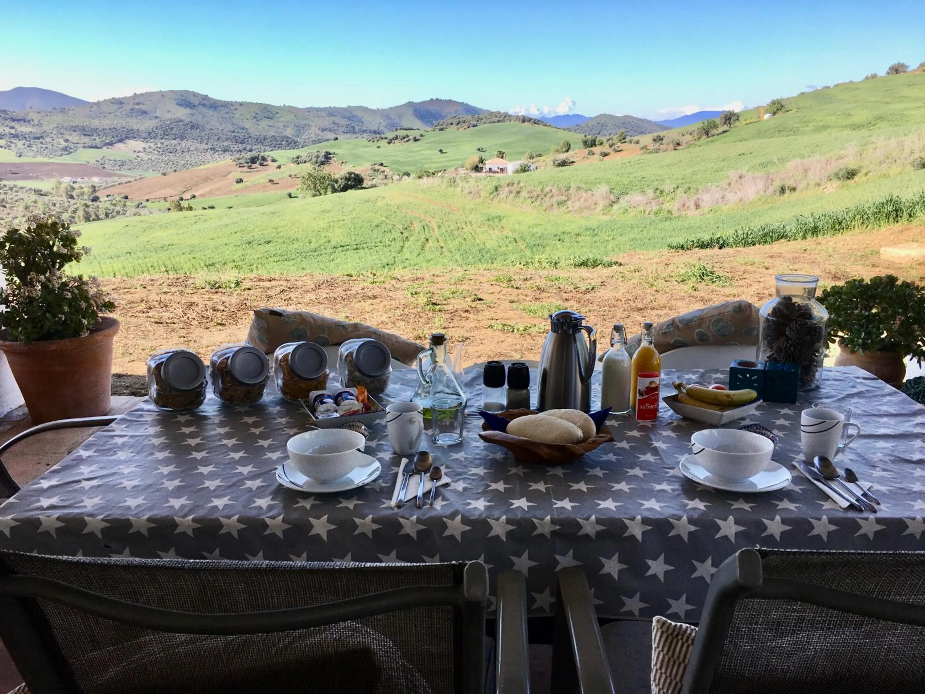 Breakfast in Finca Las Campanas II
