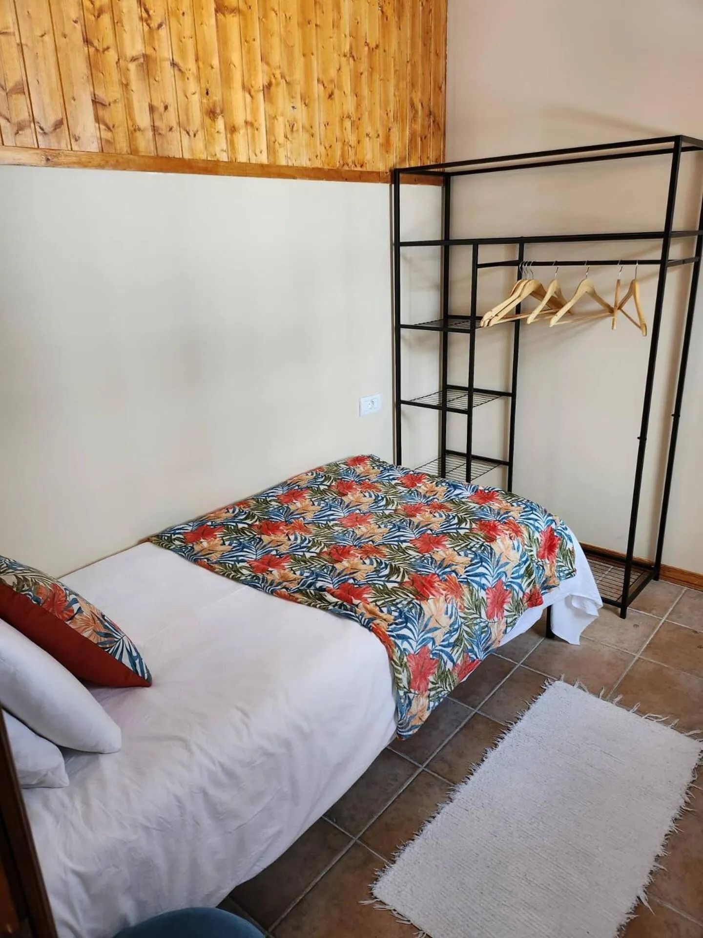 Bed in Ziggy's Mountain Retreat