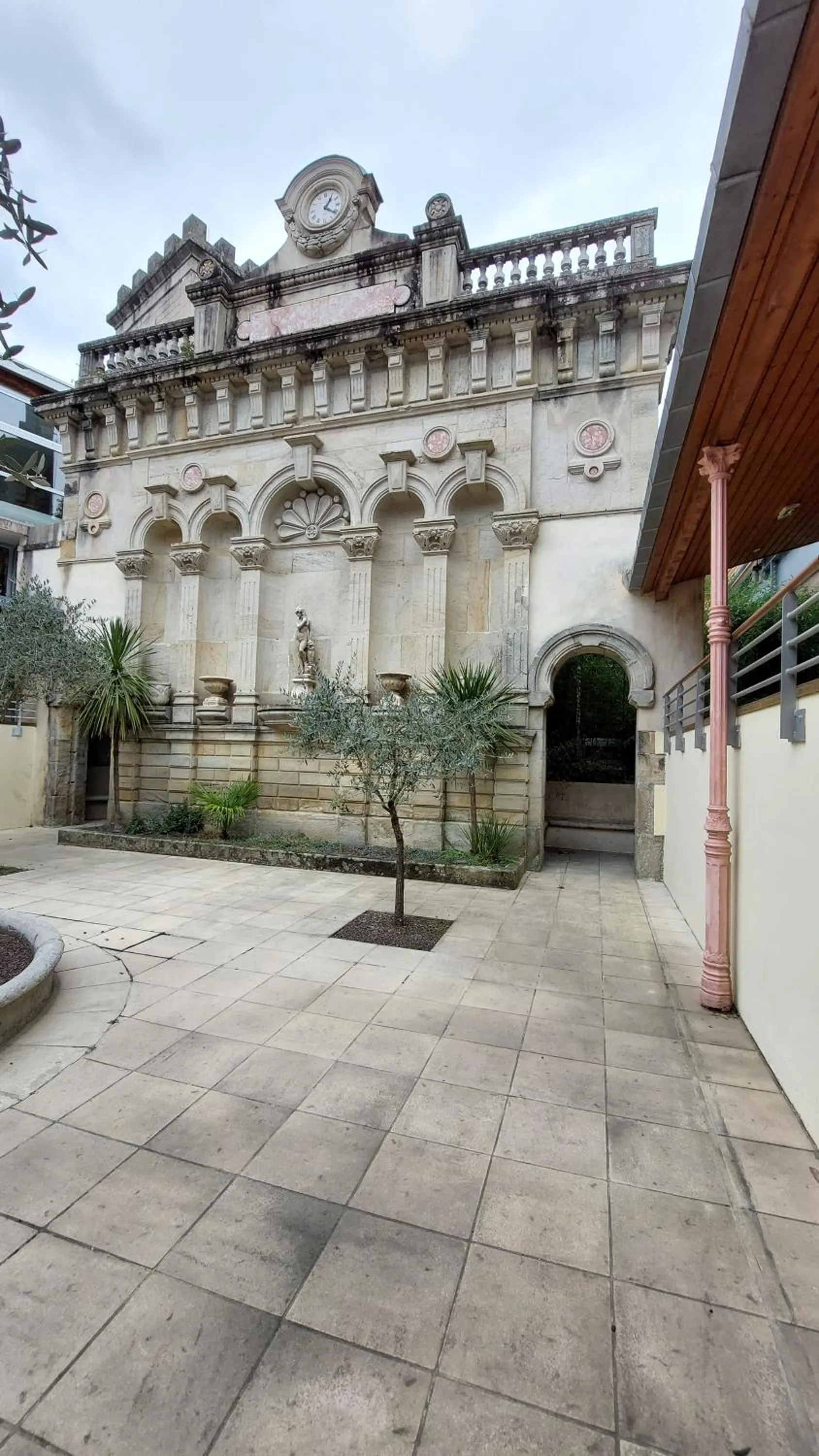 Neighbourhood in Pavillon Kalensa