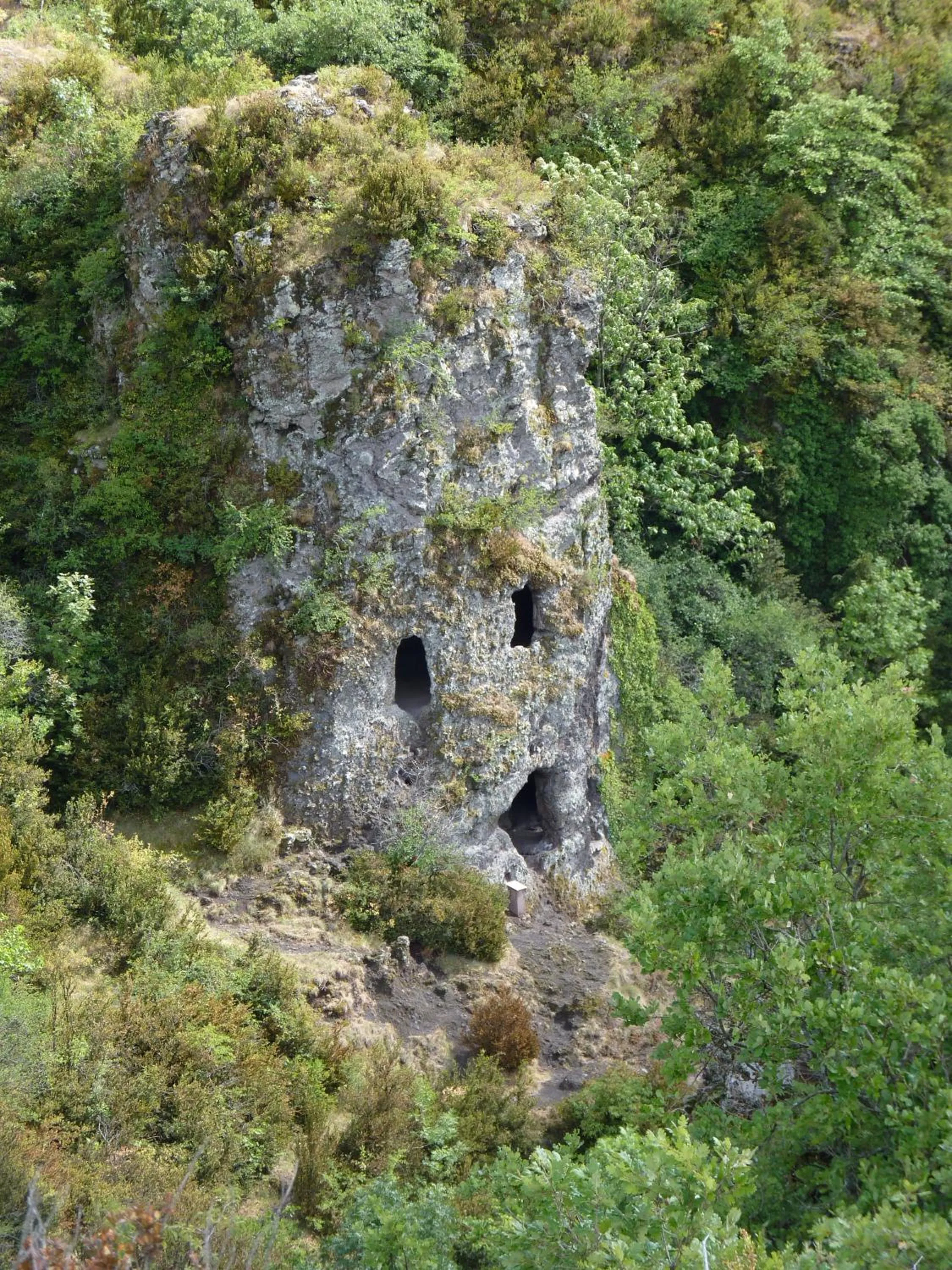 Nearby landmark in Pavillon Kalensa
