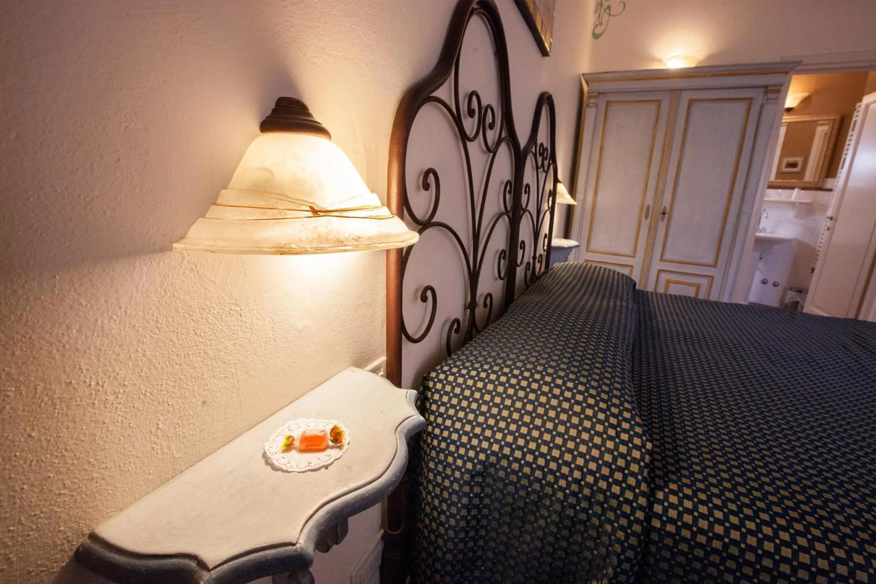 Bed in Hotel Locanda Degli Artisti