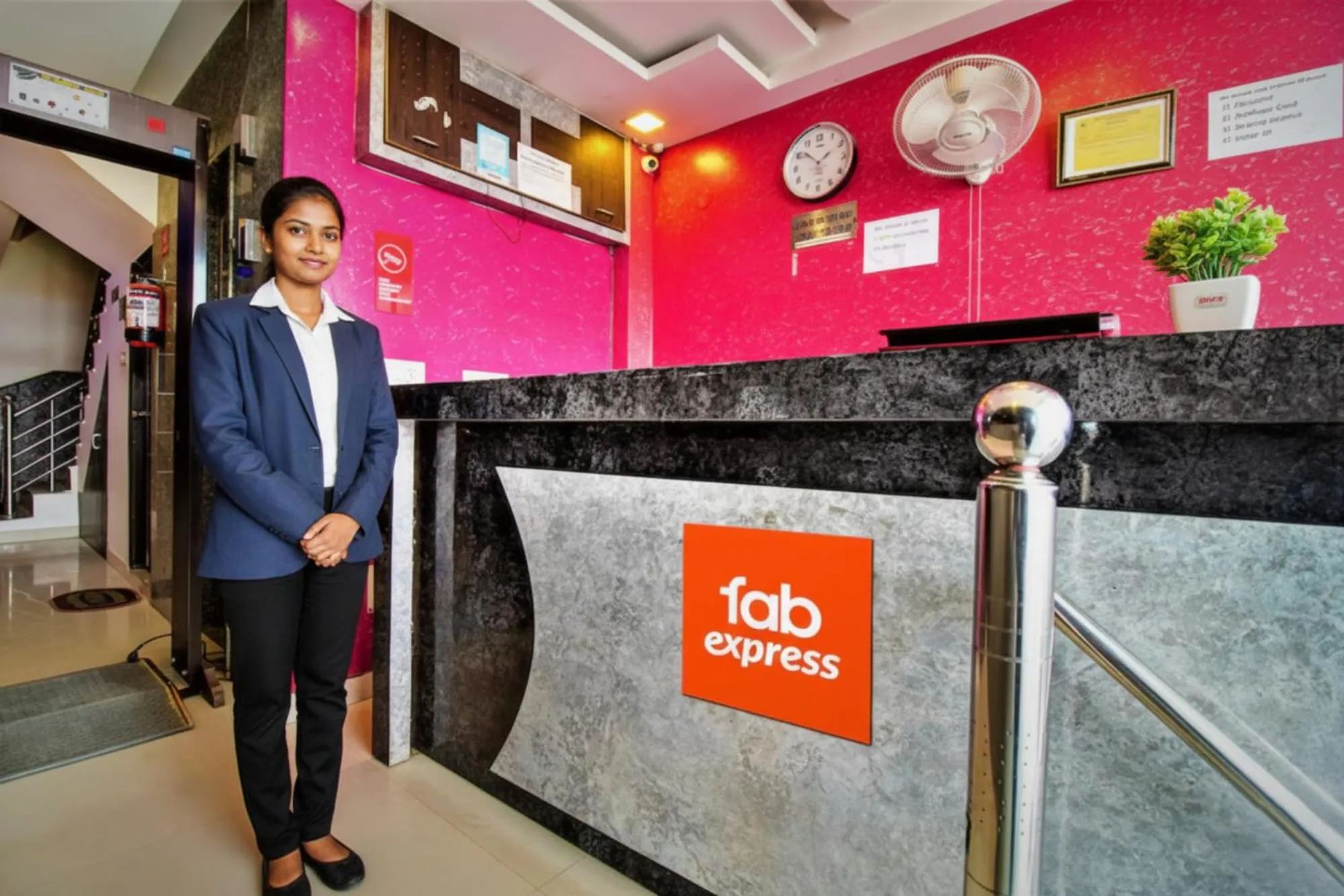 FabHotel TP Suites
