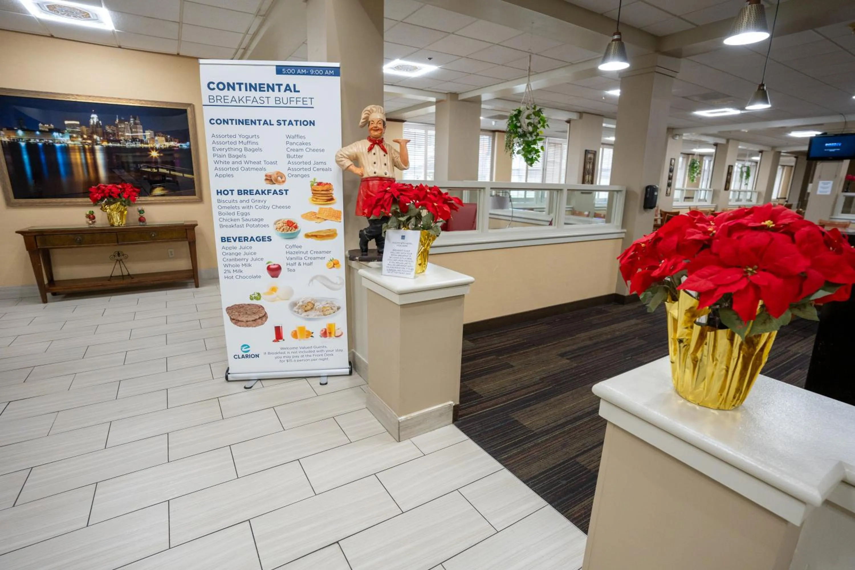 Breakfast in Clarion Hotel Detroit Metro Airport