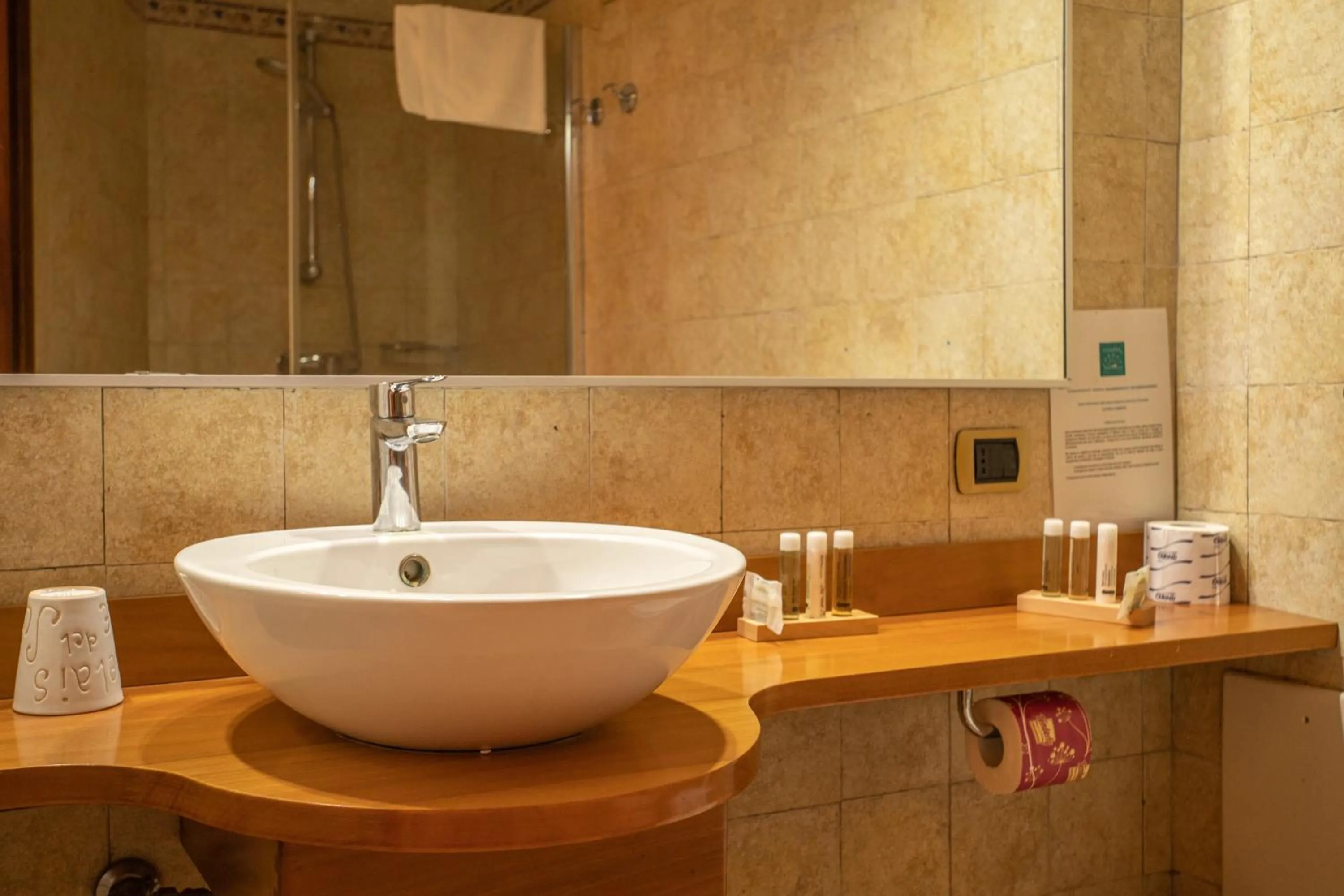 Bathroom in Relais Isole del Sud