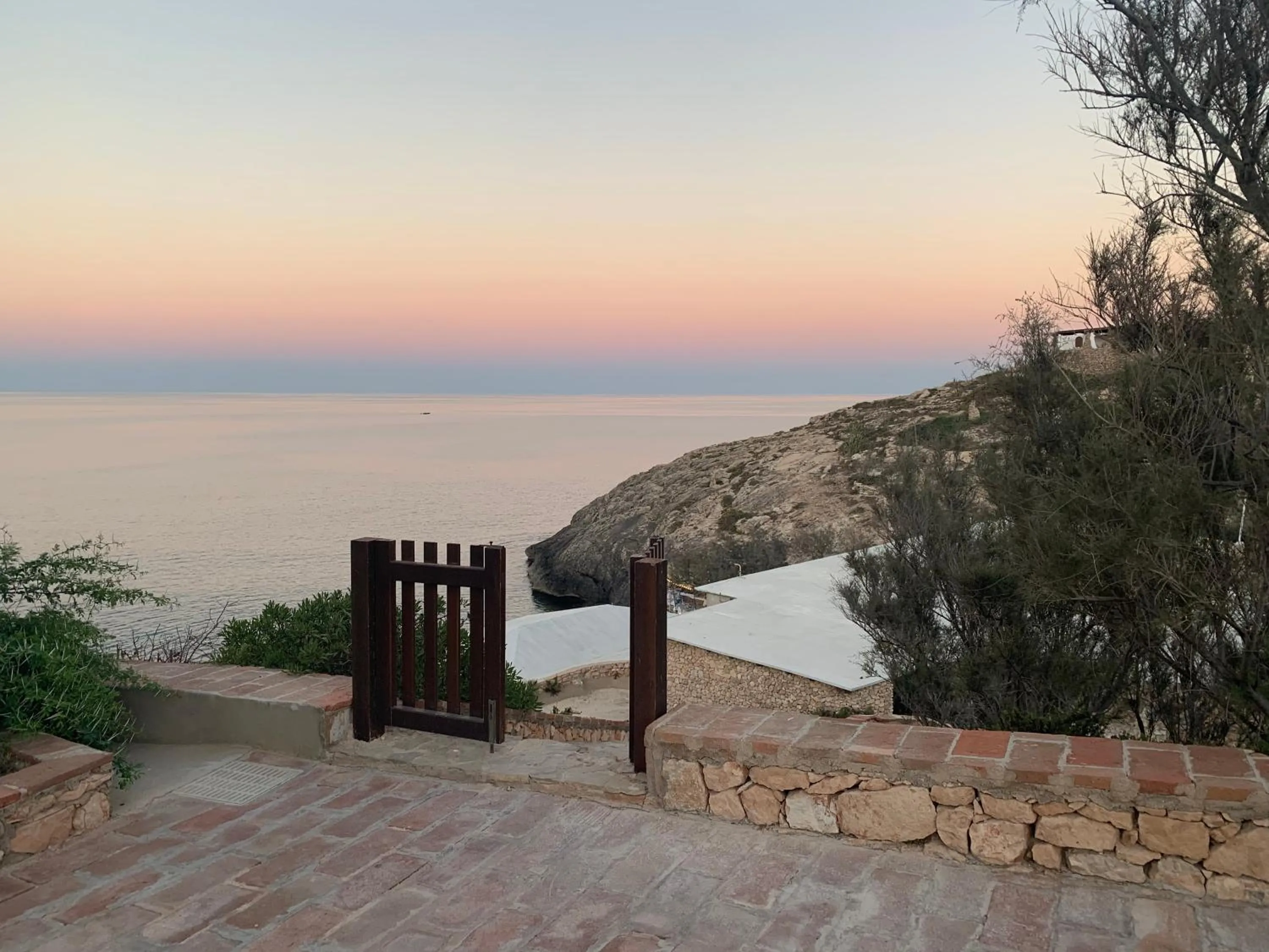 Inner courtyard view in Relais Isole del Sud