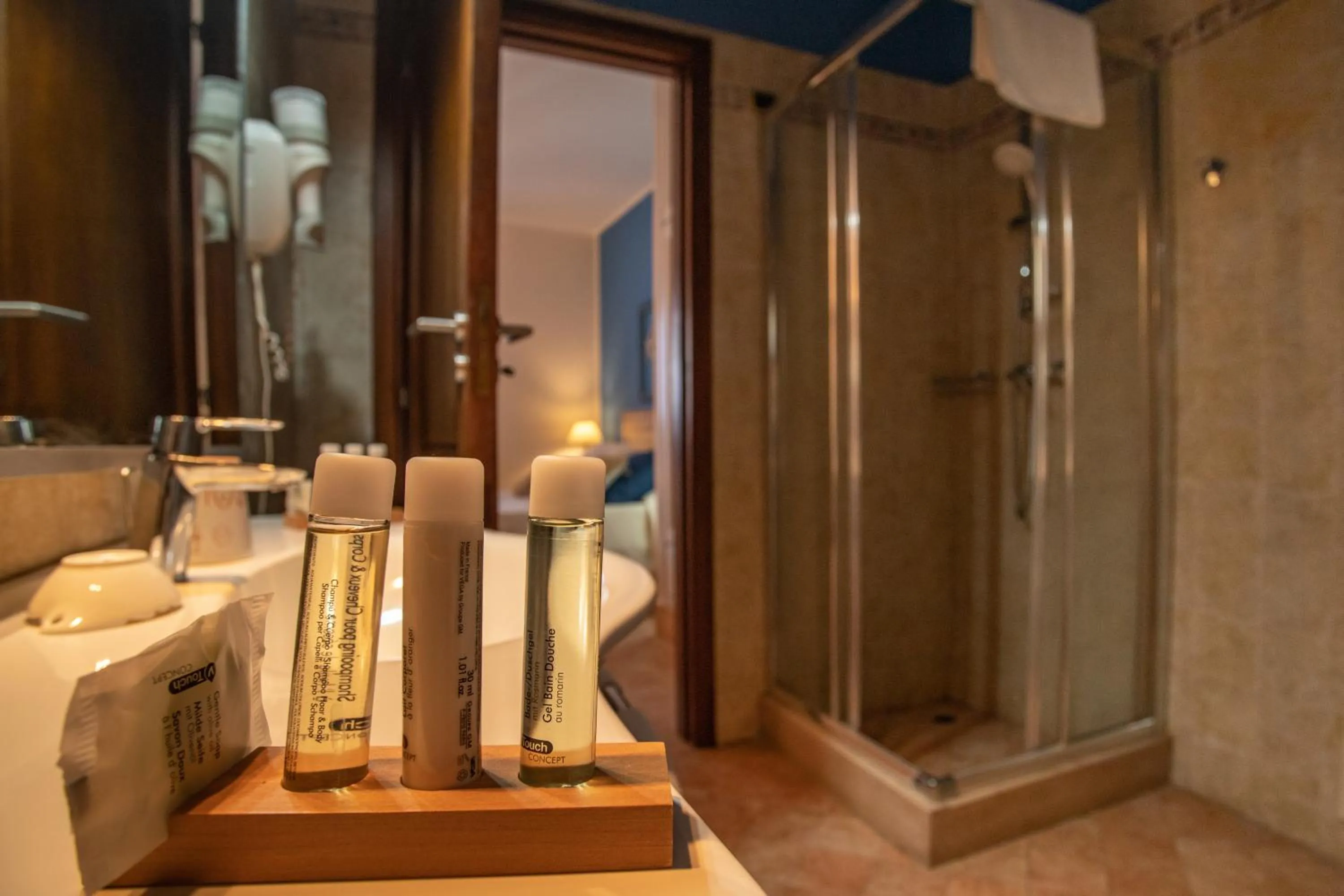 Bathroom in Relais Isole del Sud
