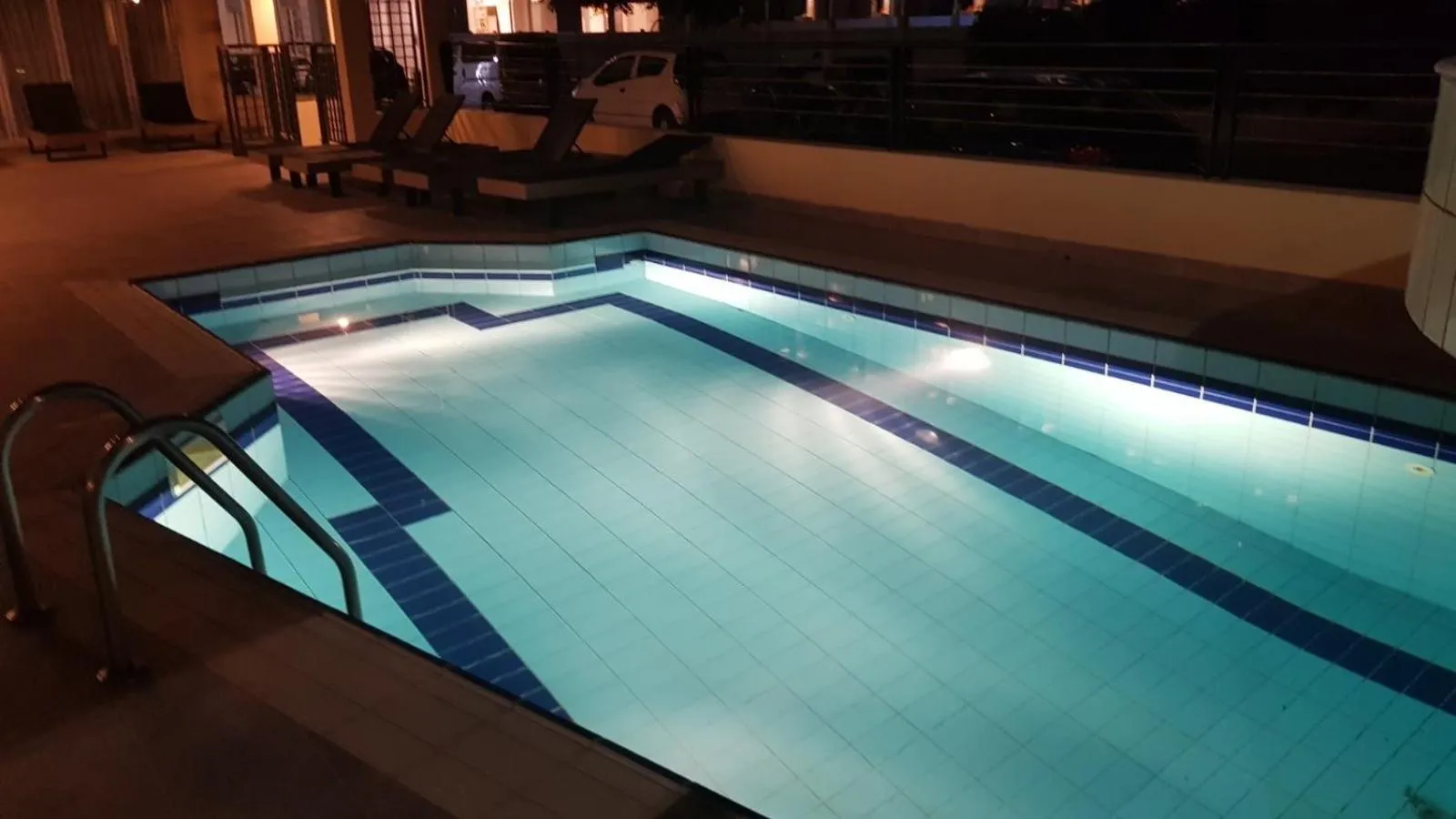 Night in Aris Studios