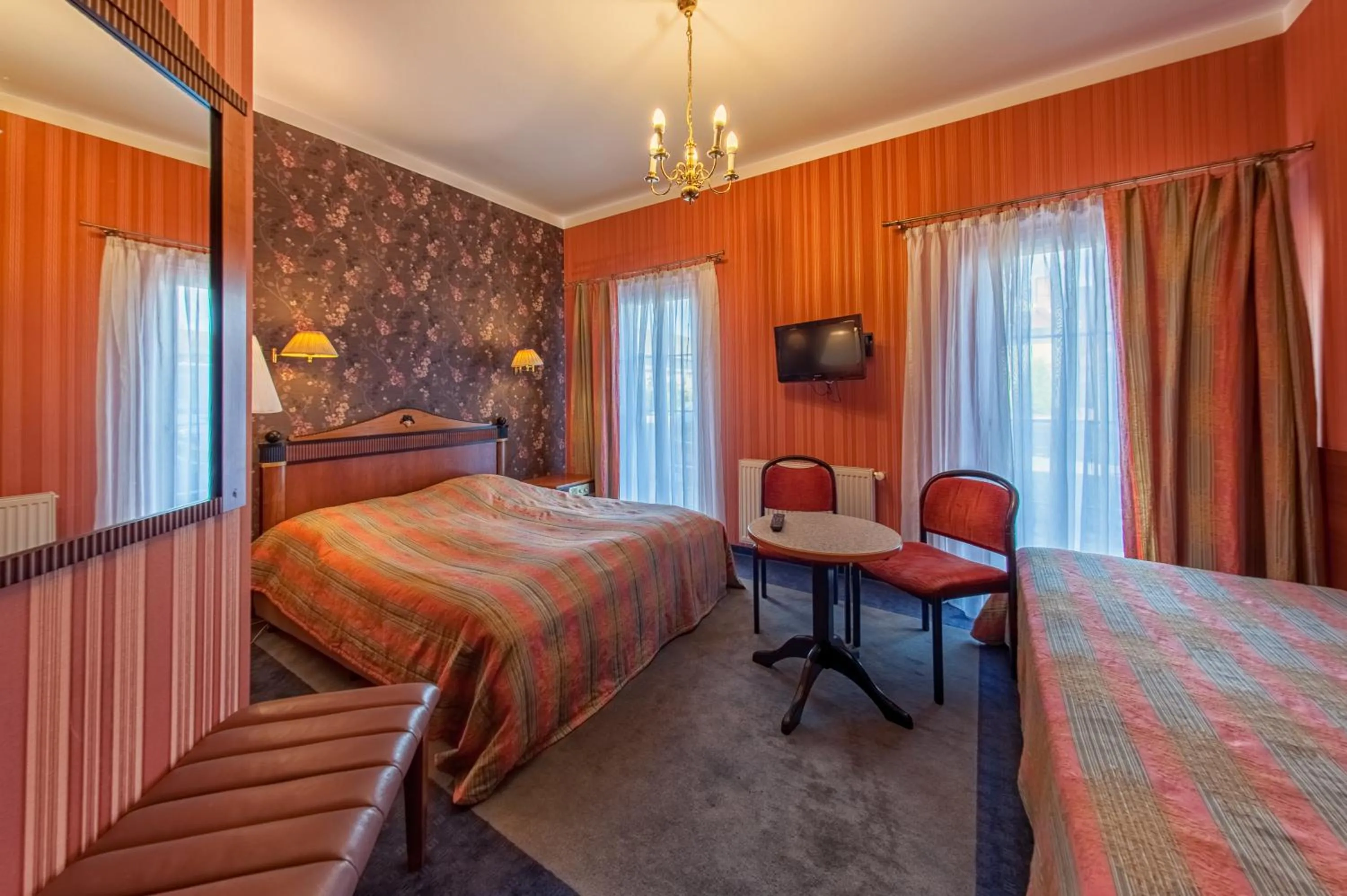Bed in Arkadia Gościniec-klima,parking,ogród