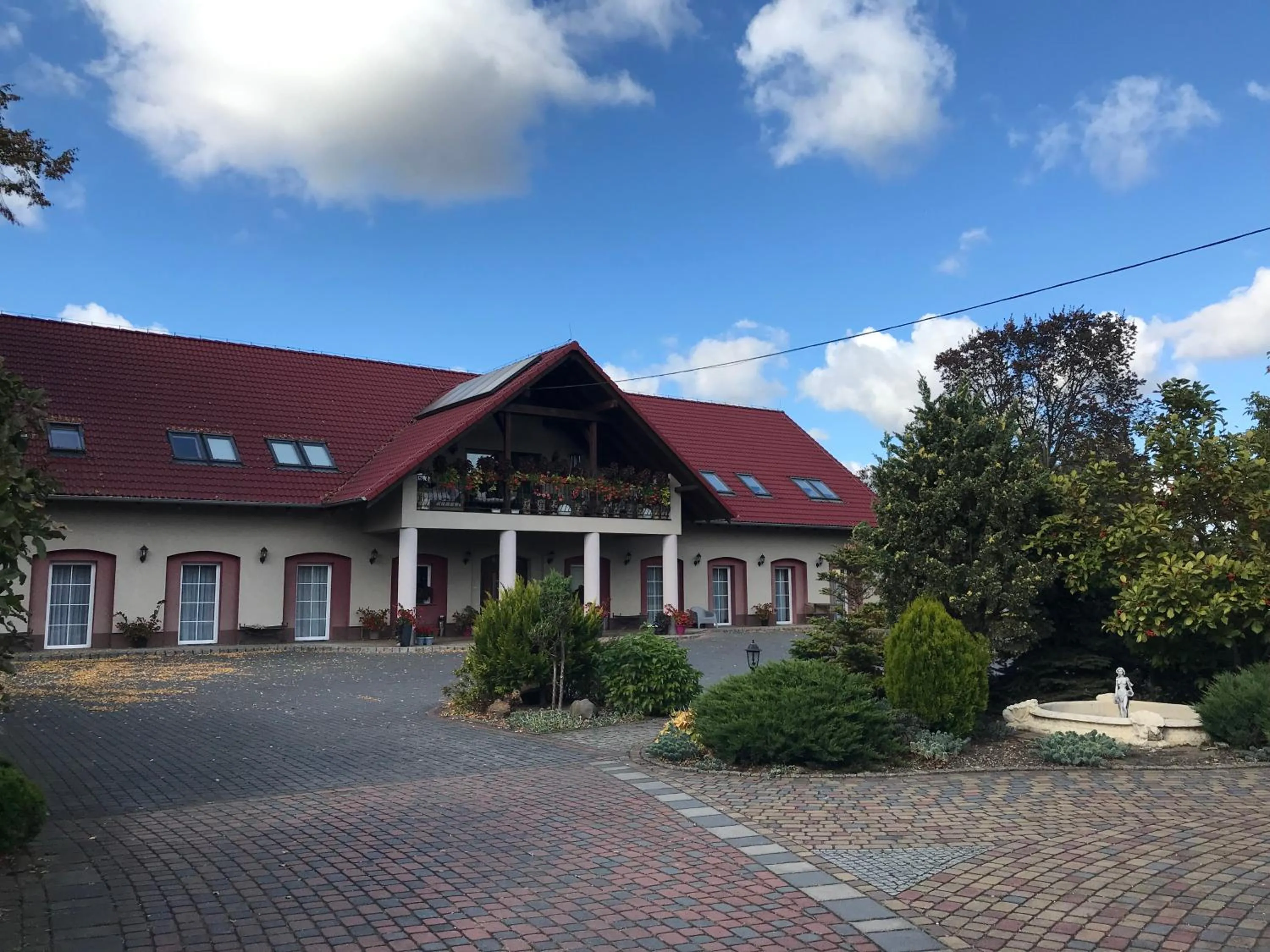 Arkadia Gościniec-klima,parking,ogród
