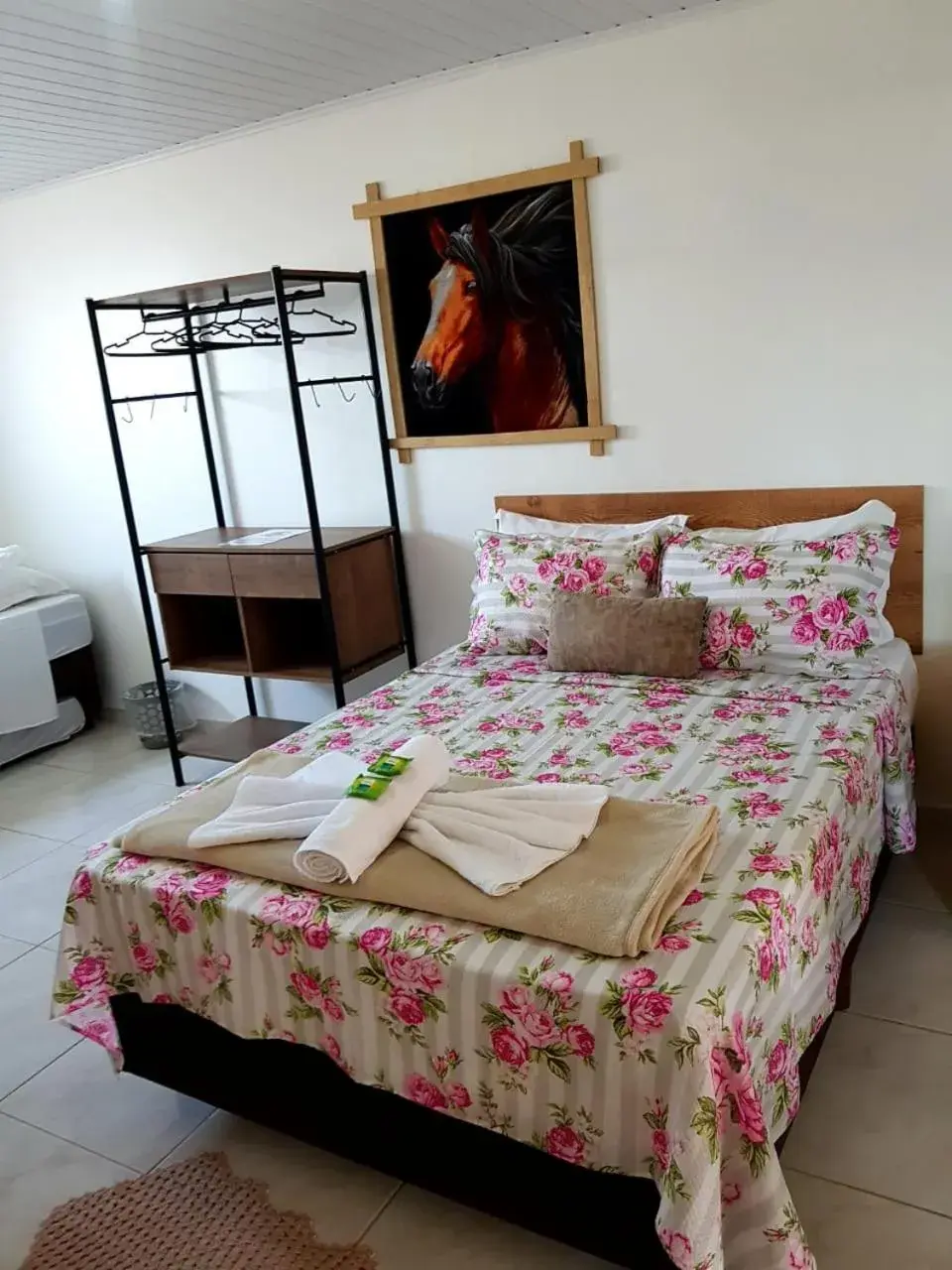 Triple Room in Pousada Alegria do Cowboy Triple Room in Pousada Alegria do Cowboy