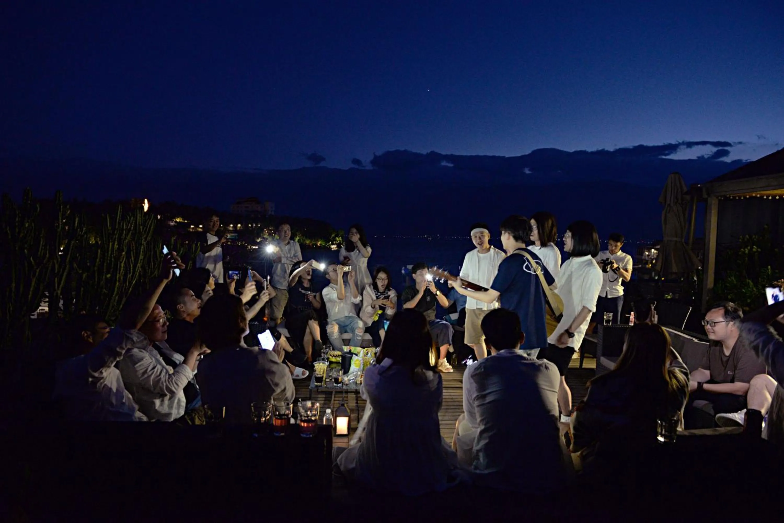 group of guests in Yakamoz Haijie Hotel