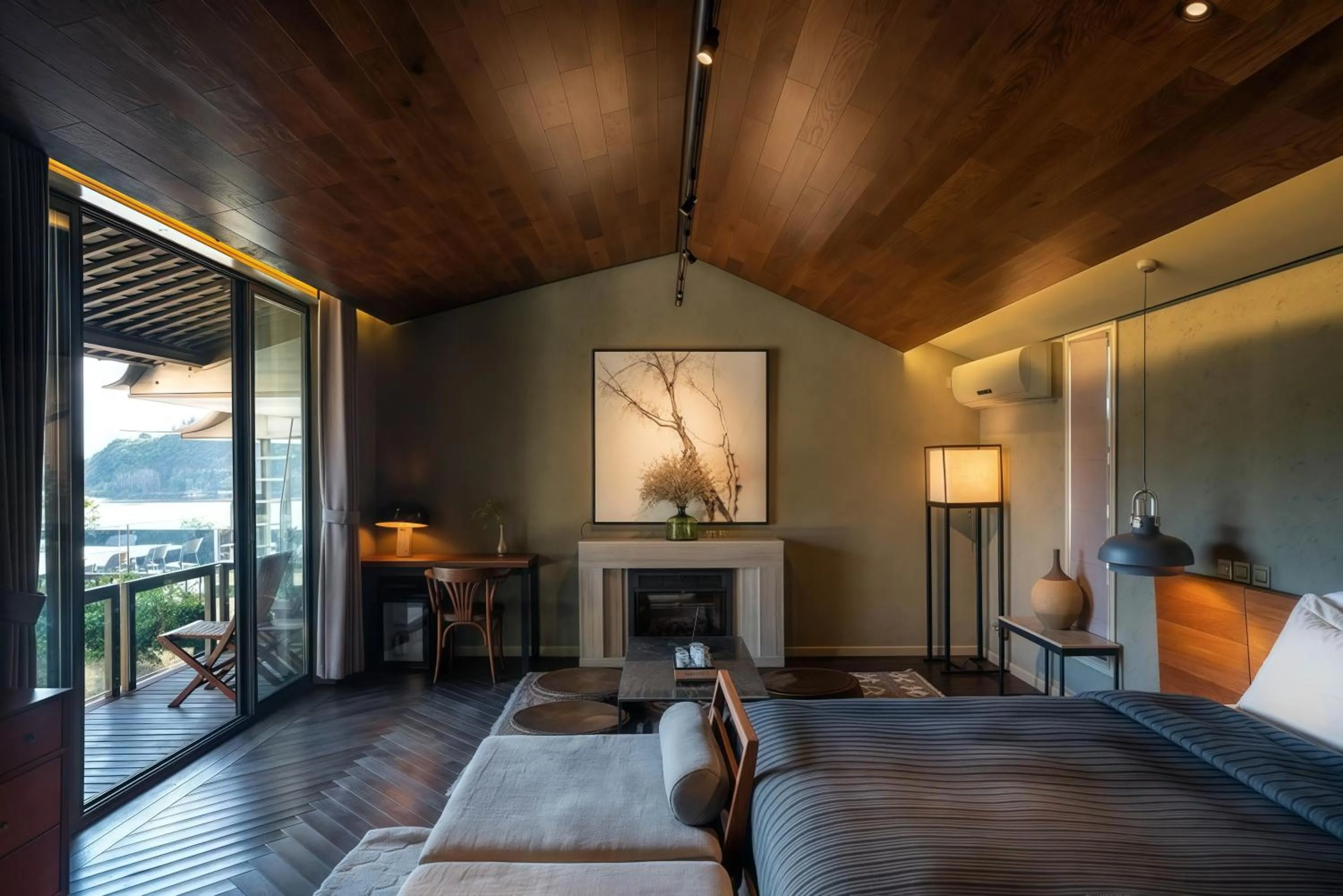 Yakamoz Haijie Hotel