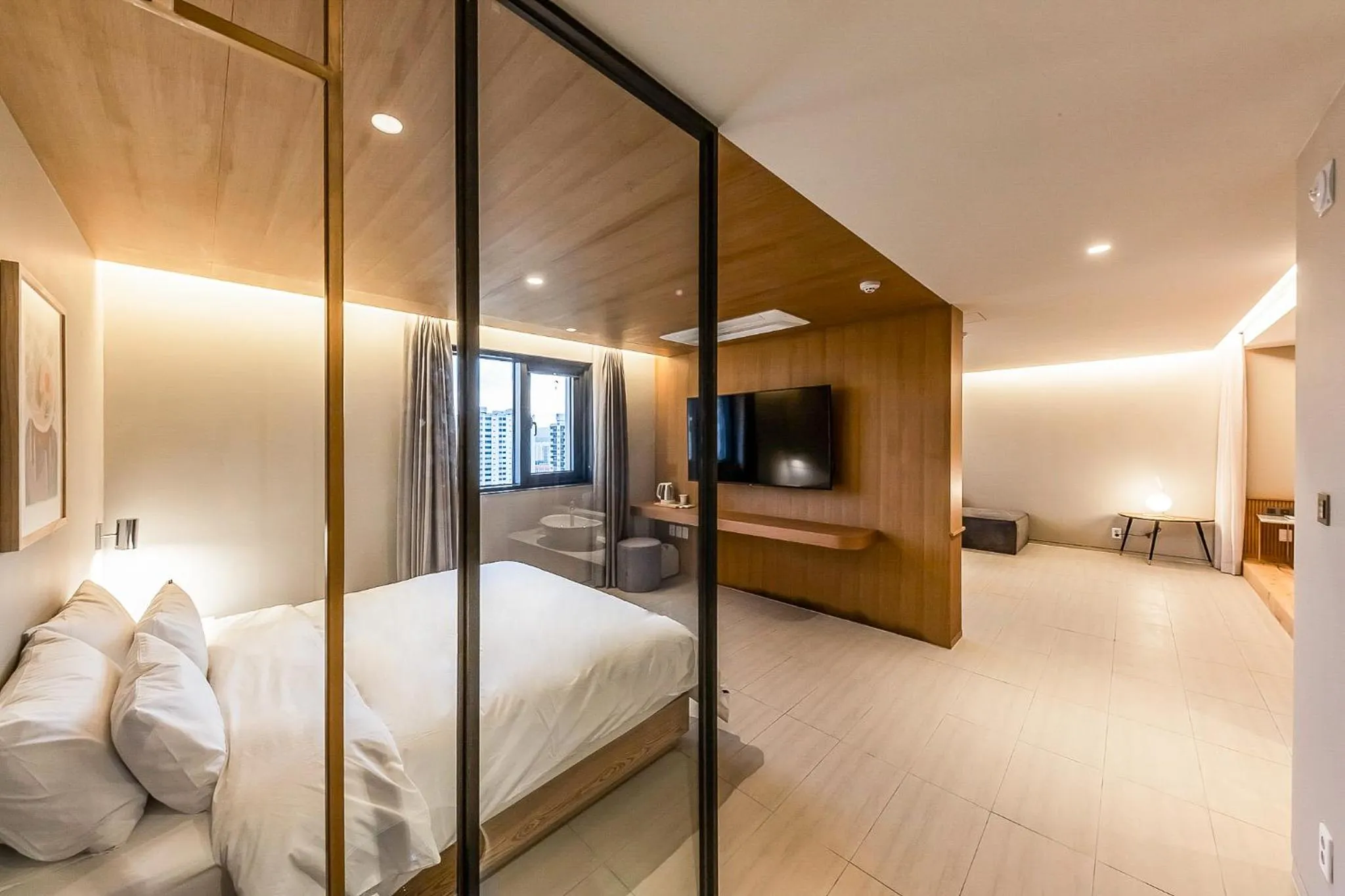 Bed in Brown-Dot Hotel Ulsan-Sincheon