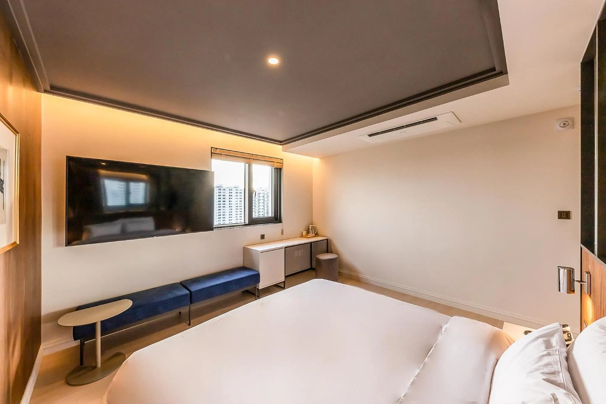 Bed in Brown-Dot Hotel Ulsan-Sincheon