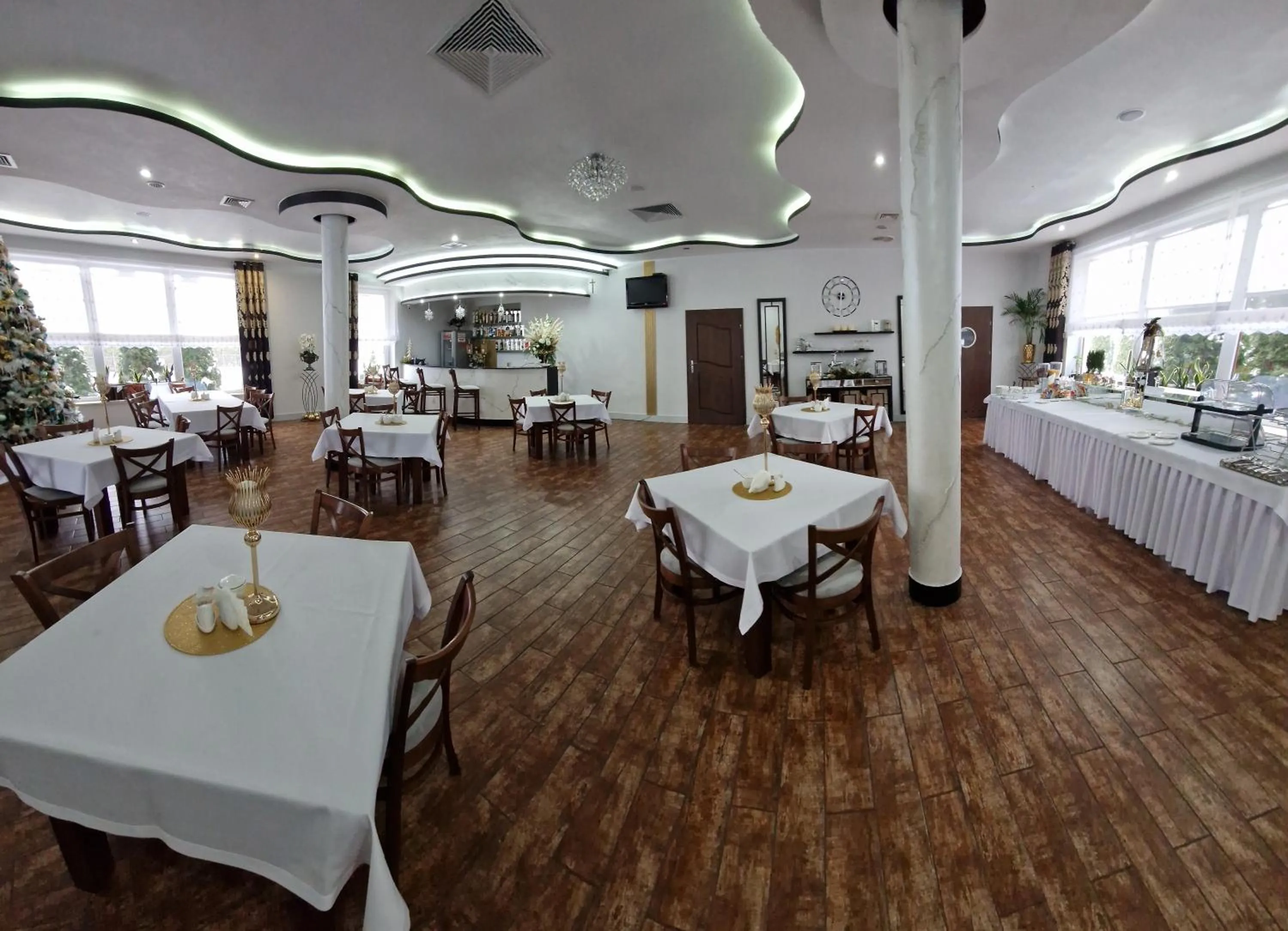 Restaurant/places to eat in Cynamon