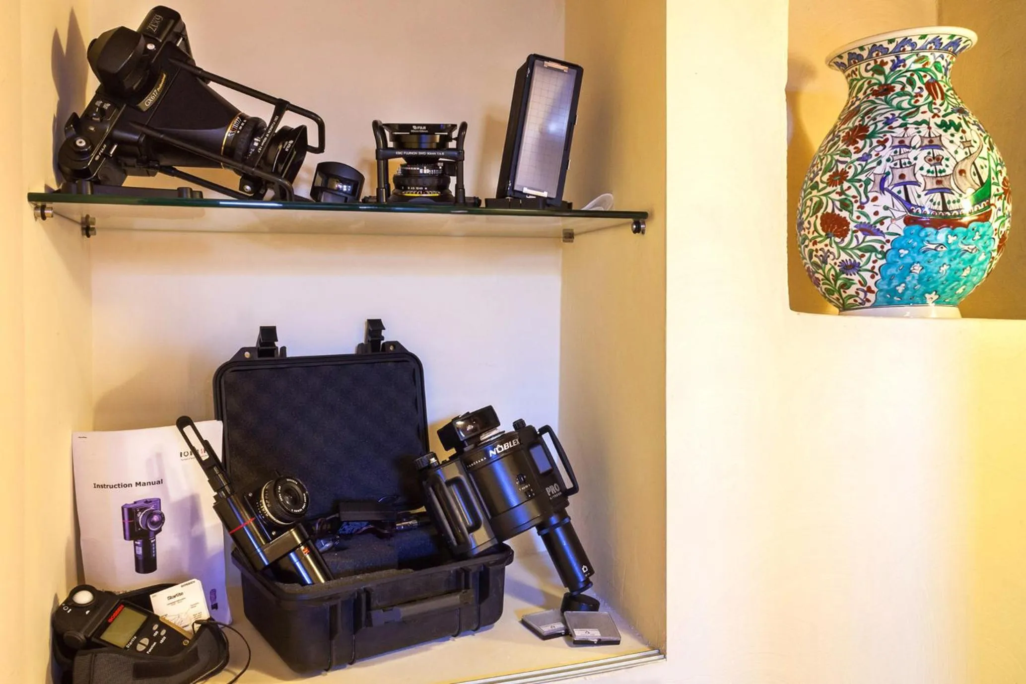 Decorative detail in In Camera Art Boutique Hotel