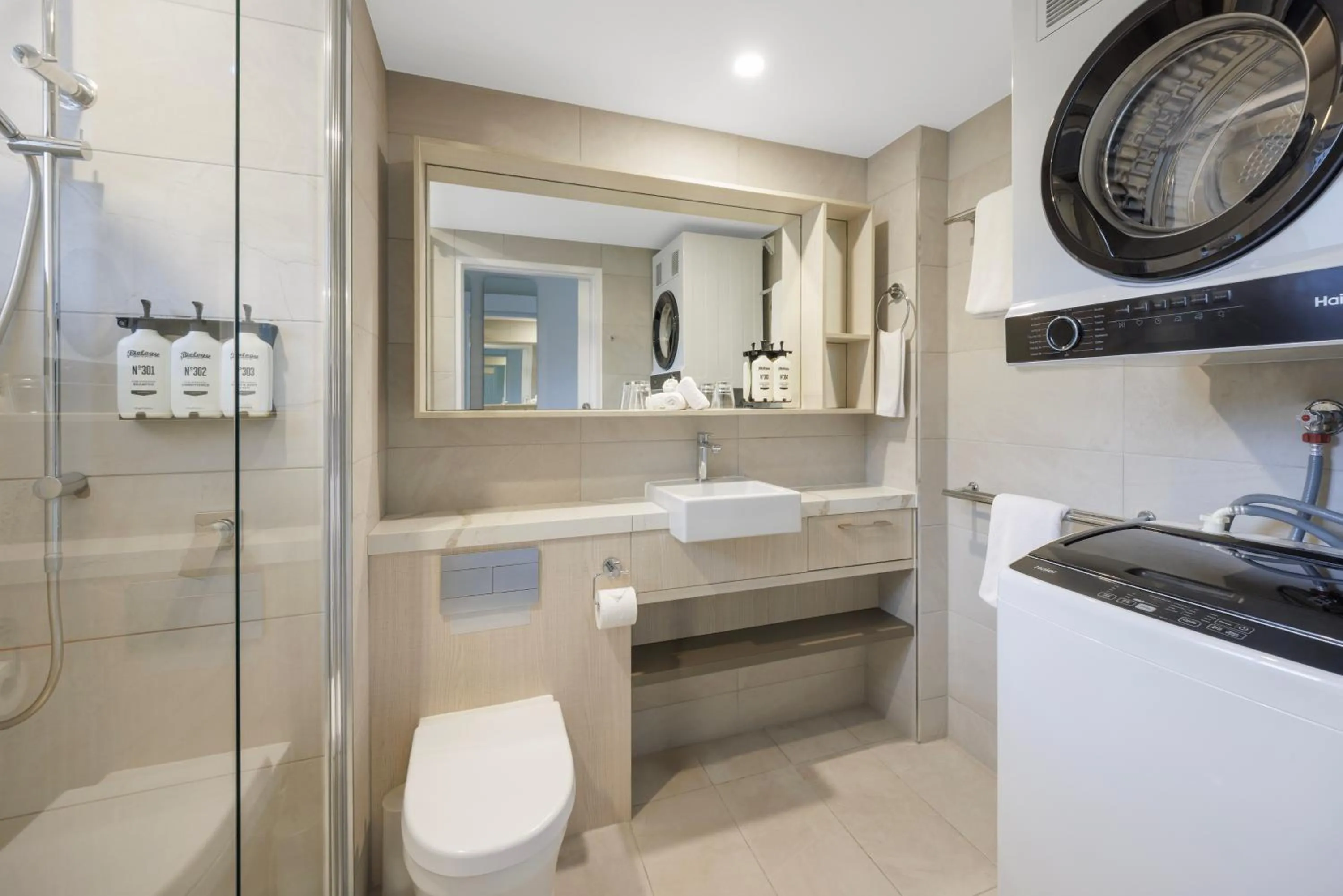 Bathroom in Coral Coast Resort Accor Vacation Club Apartments