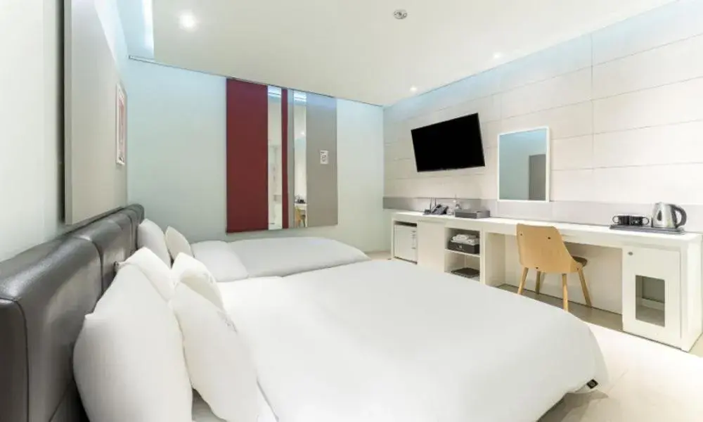 Bed in Gimpo Pentastar Hotel Bed in Gimpo Pentastar Hotel