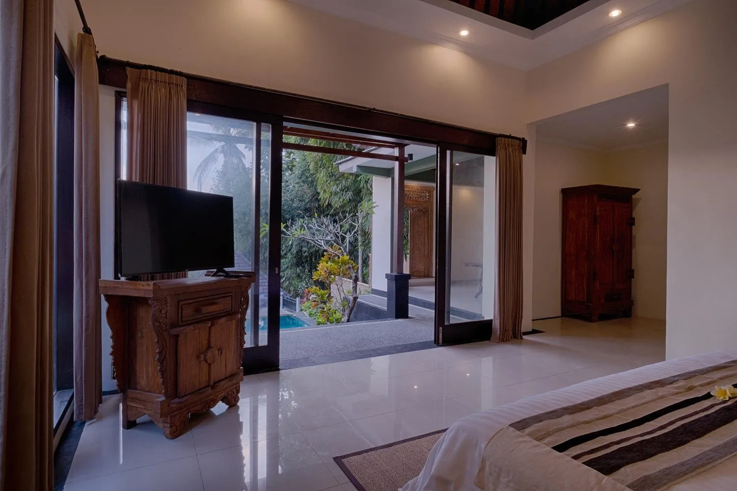 TV and multimedia in Kaja Villa