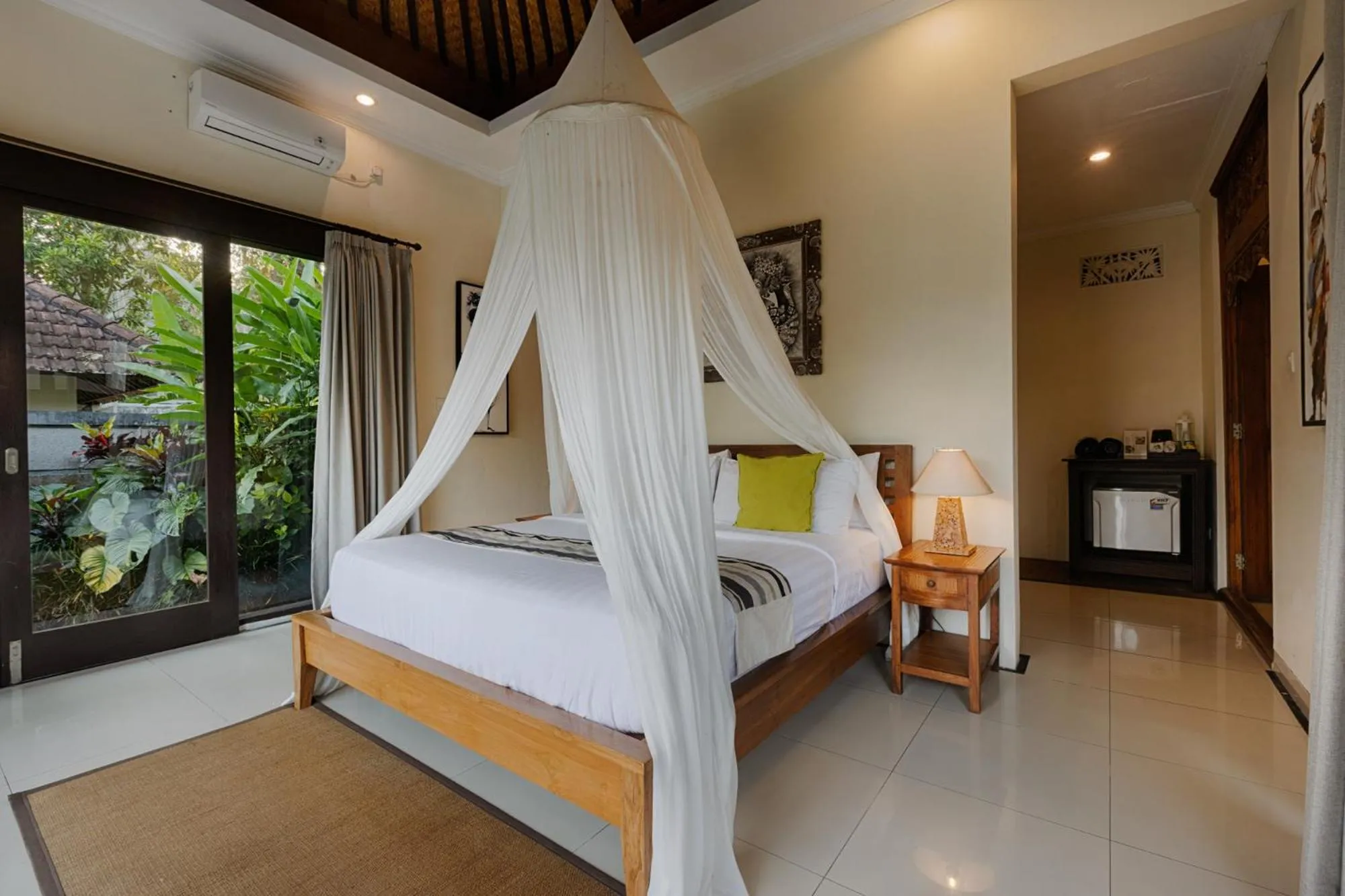 Bedroom, Bed in Kaja Villa