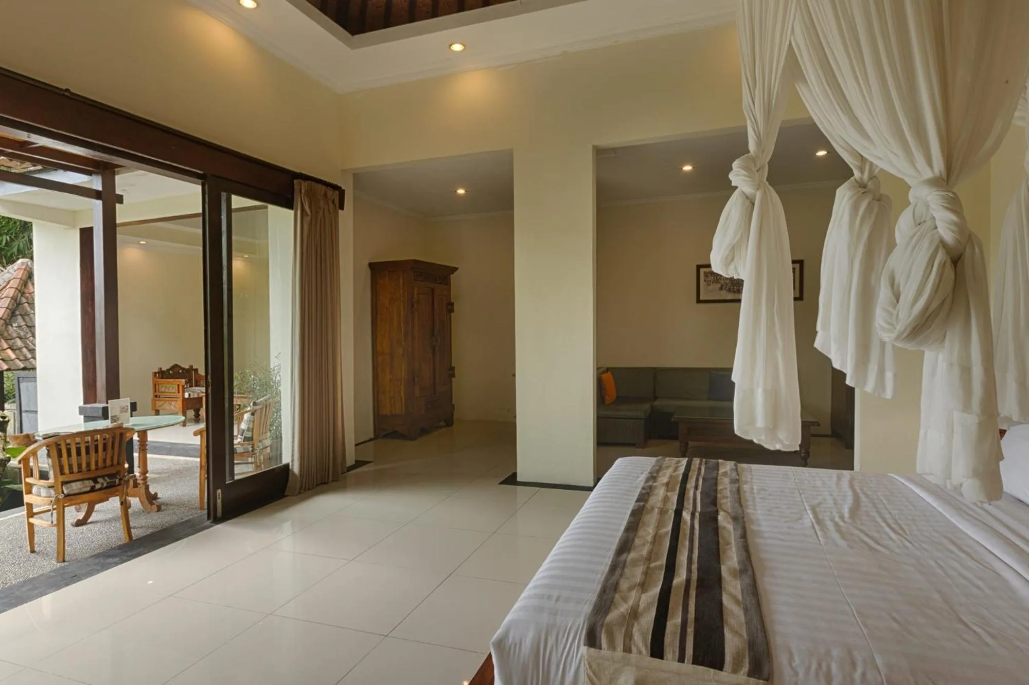 Bedroom, Bed in Kaja Villa