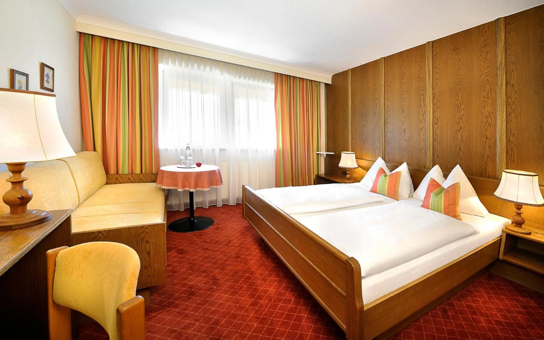Bed in Hotel Hubertus