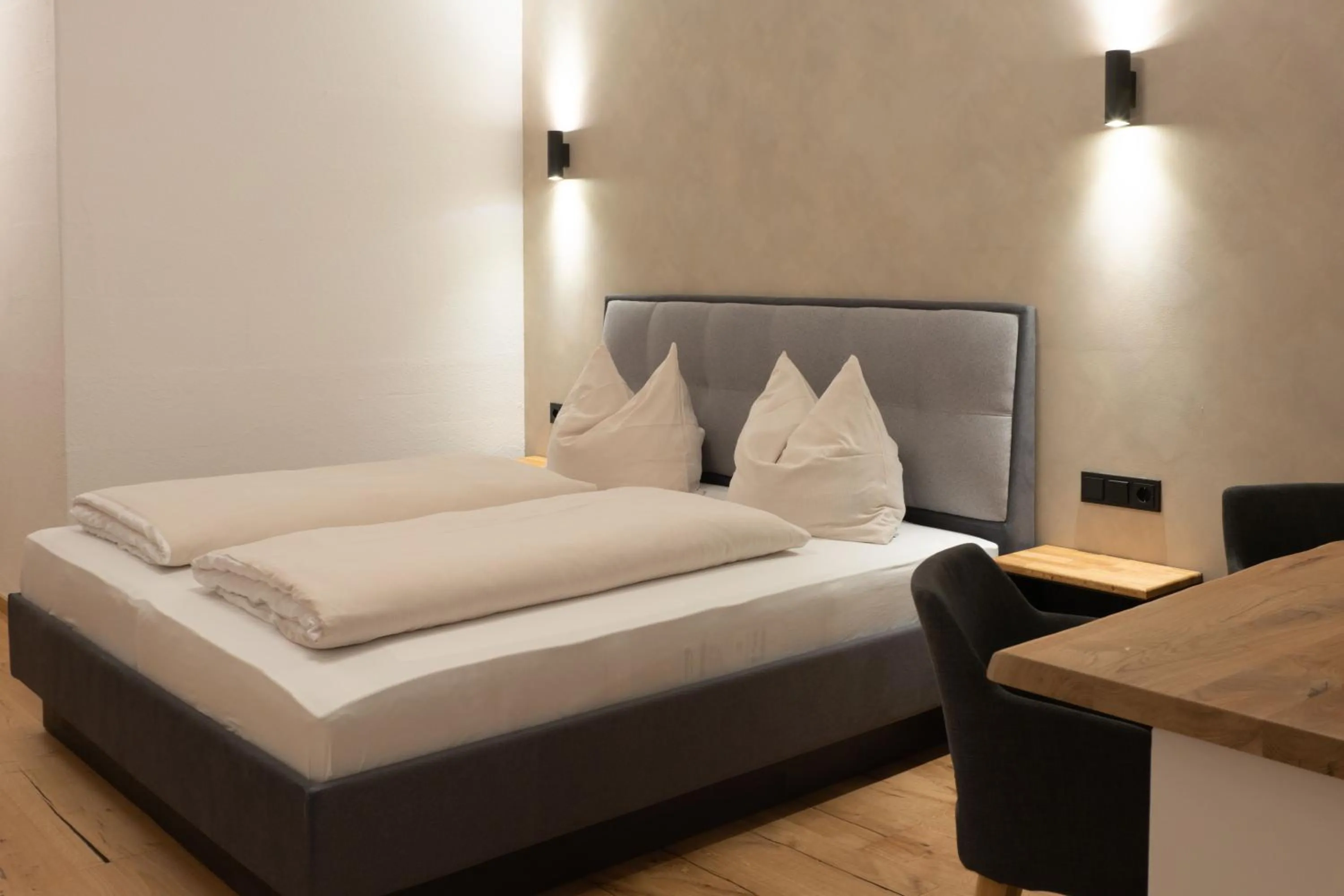 Bed in Hotel Hubertus