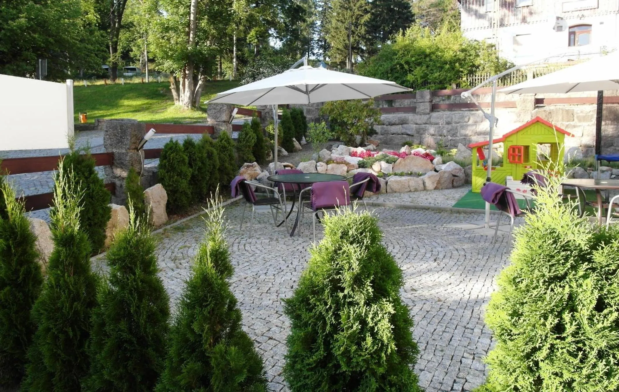 Day in Willa Na Cichej