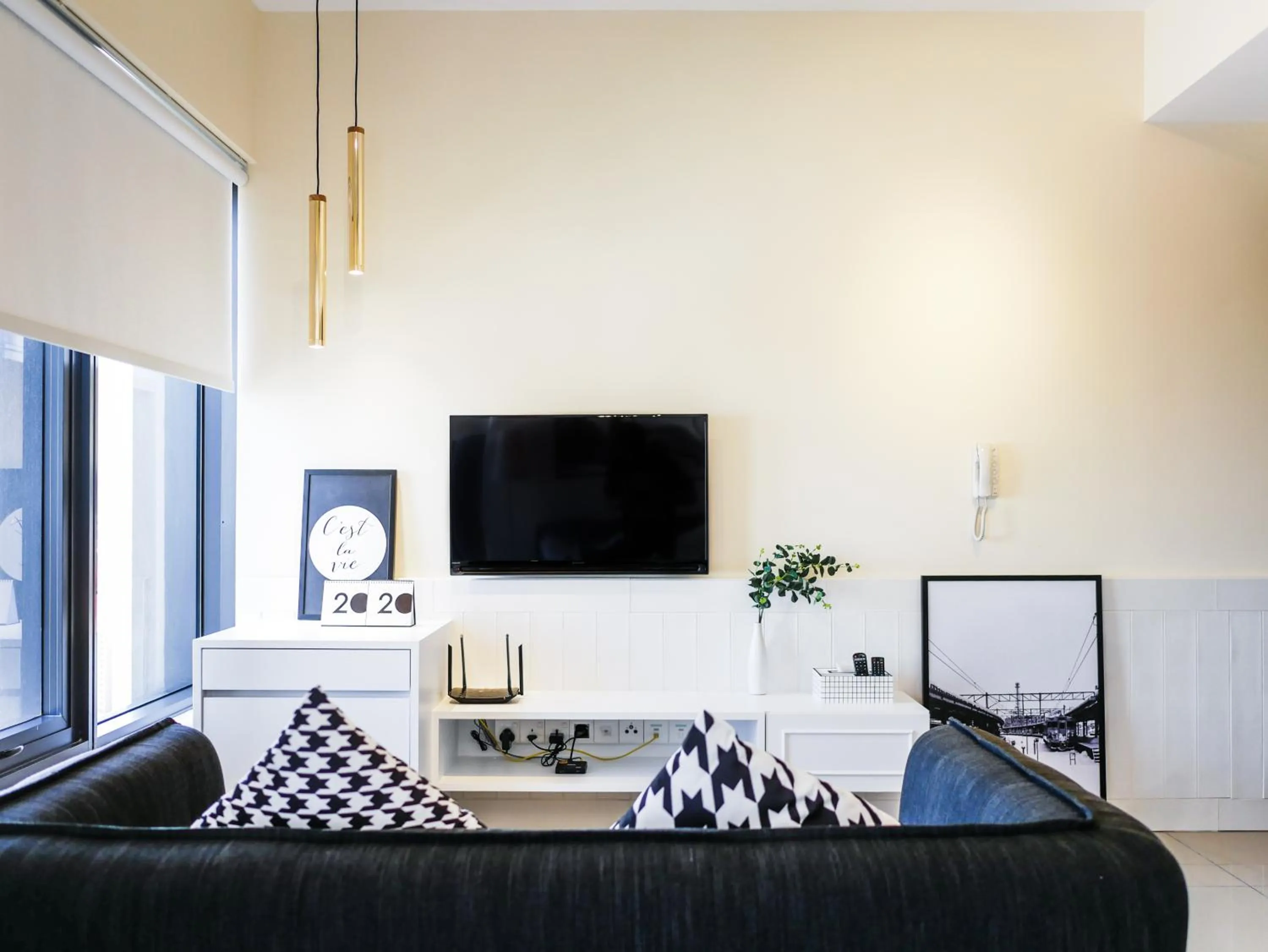 Living room in Tropicana 218 Macalister Studio with Seaview