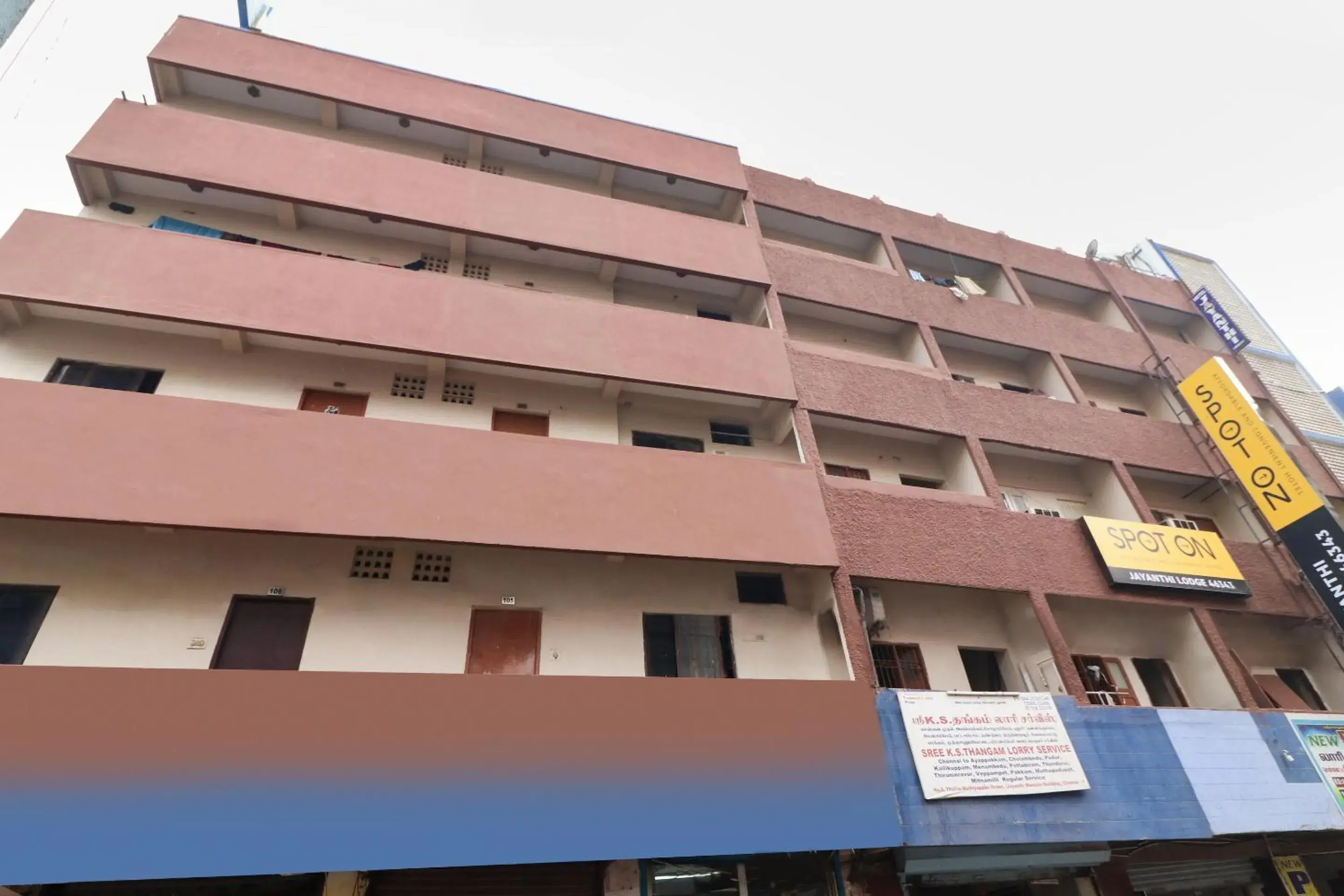 Facade/entrance in Hotel O Jayanthi Mansion Facade/entrance in Hotel O Jayanthi Mansion