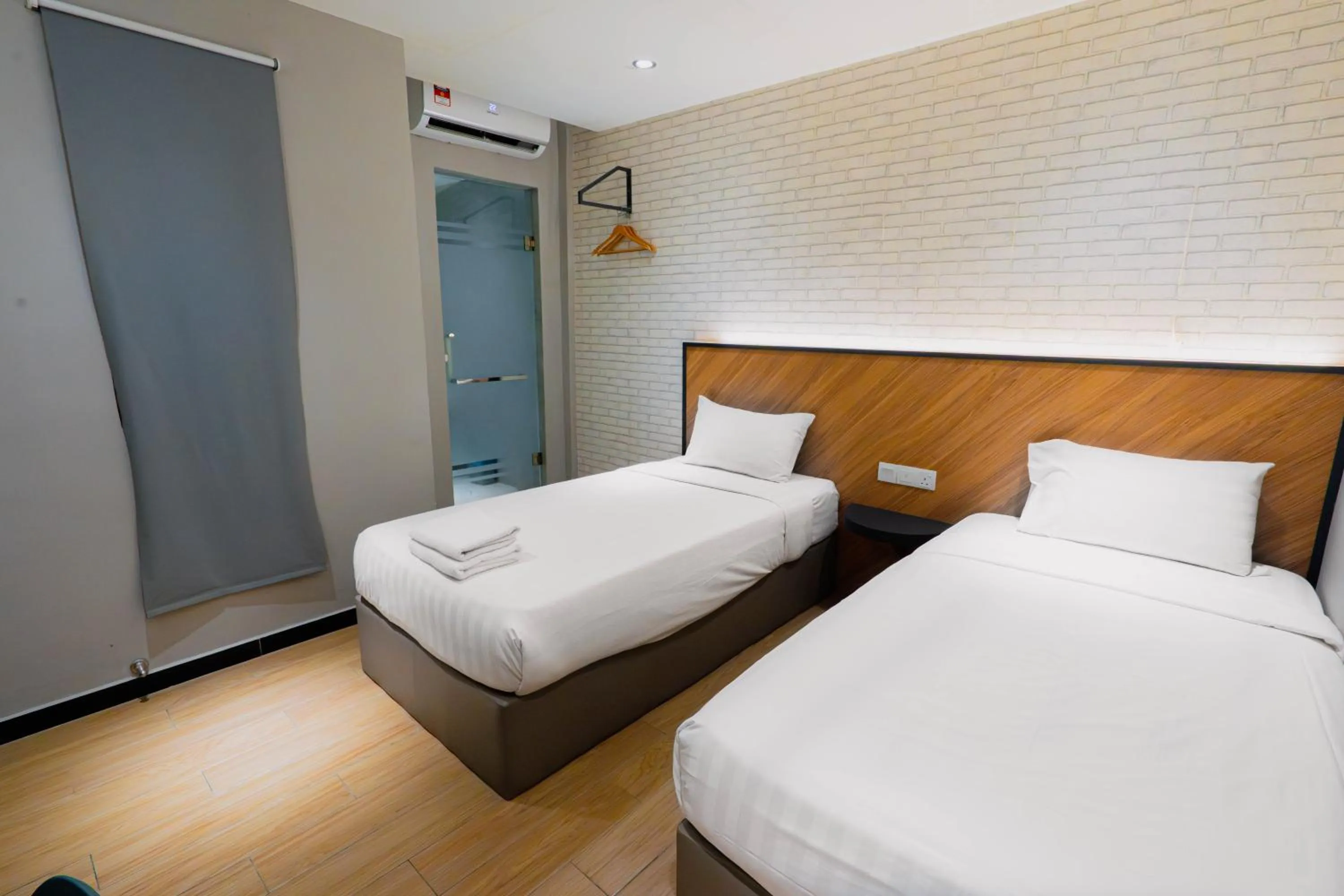 Bedroom, Bed in Hotel 99 Seri Kembangan Serdang