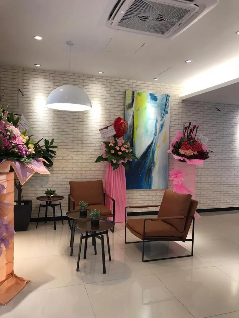 Seating area in Hotel 99 Seri Kembangan Serdang